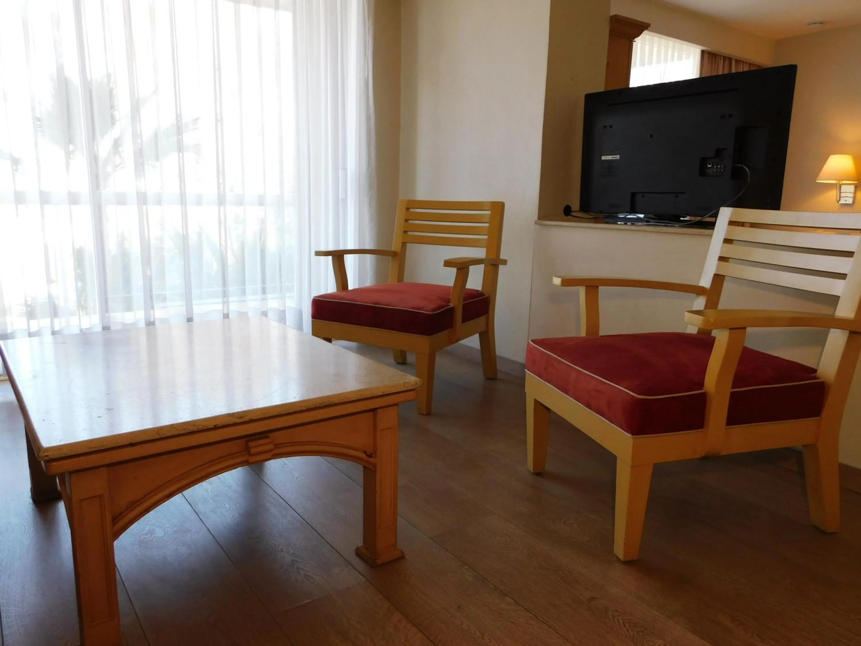 Photo of the whole room in Hotel Palacio Azteca Tijuana, Trademark by Wyndham