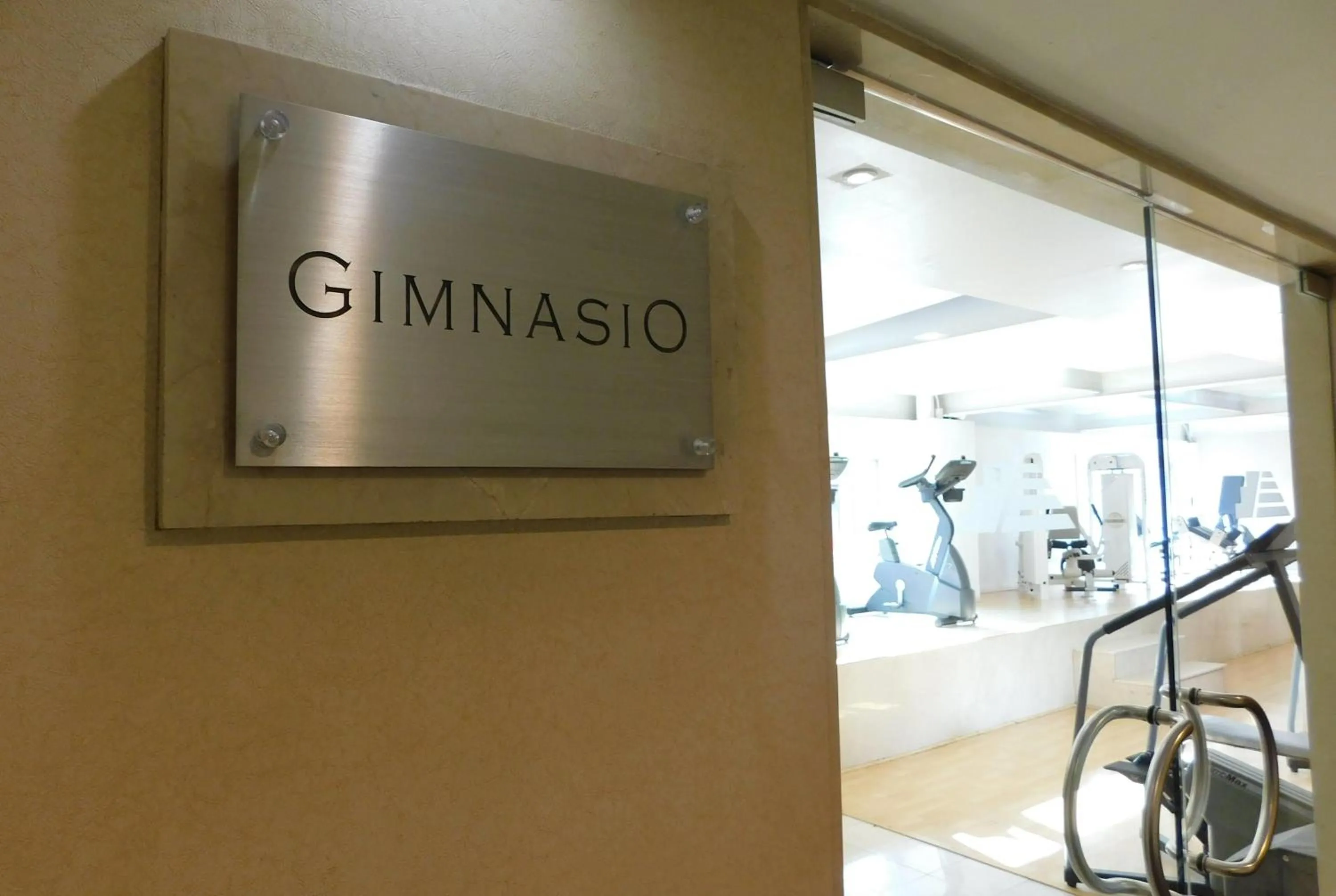 Fitness centre/facilities in Hotel Palacio Azteca Tijuana, Trademark by Wyndham