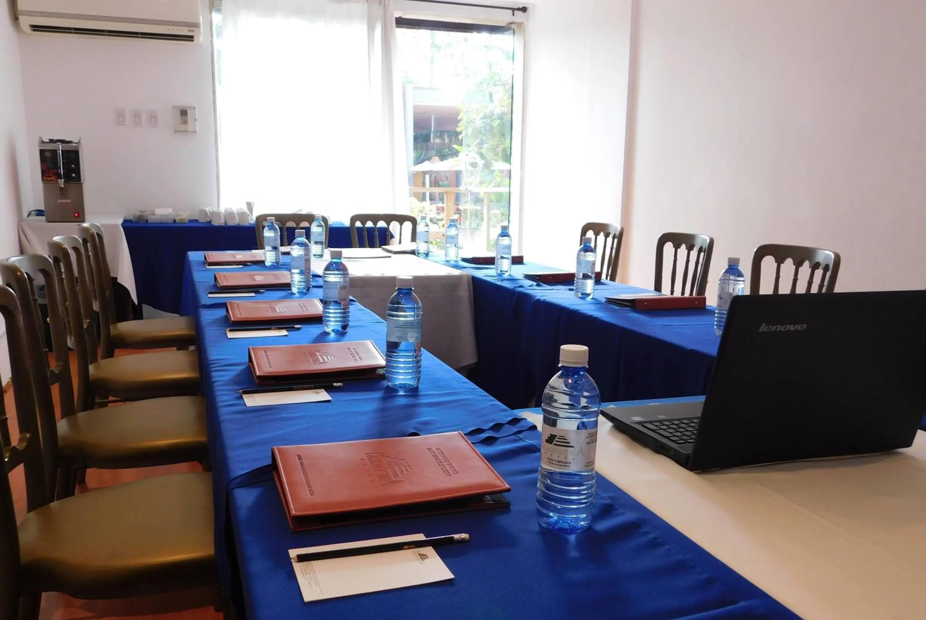 Meeting/conference room in Hotel Palacio Azteca Tijuana, Trademark by Wyndham