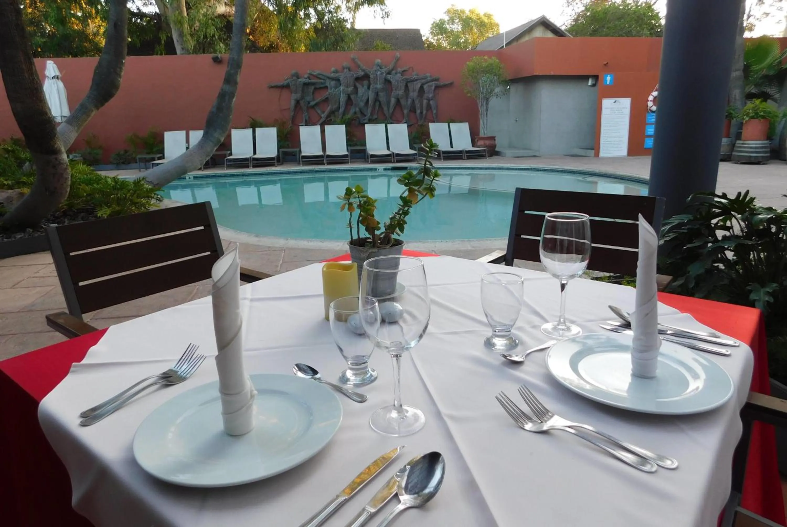 Restaurant/places to eat in Hotel Palacio Azteca Tijuana, Trademark by Wyndham