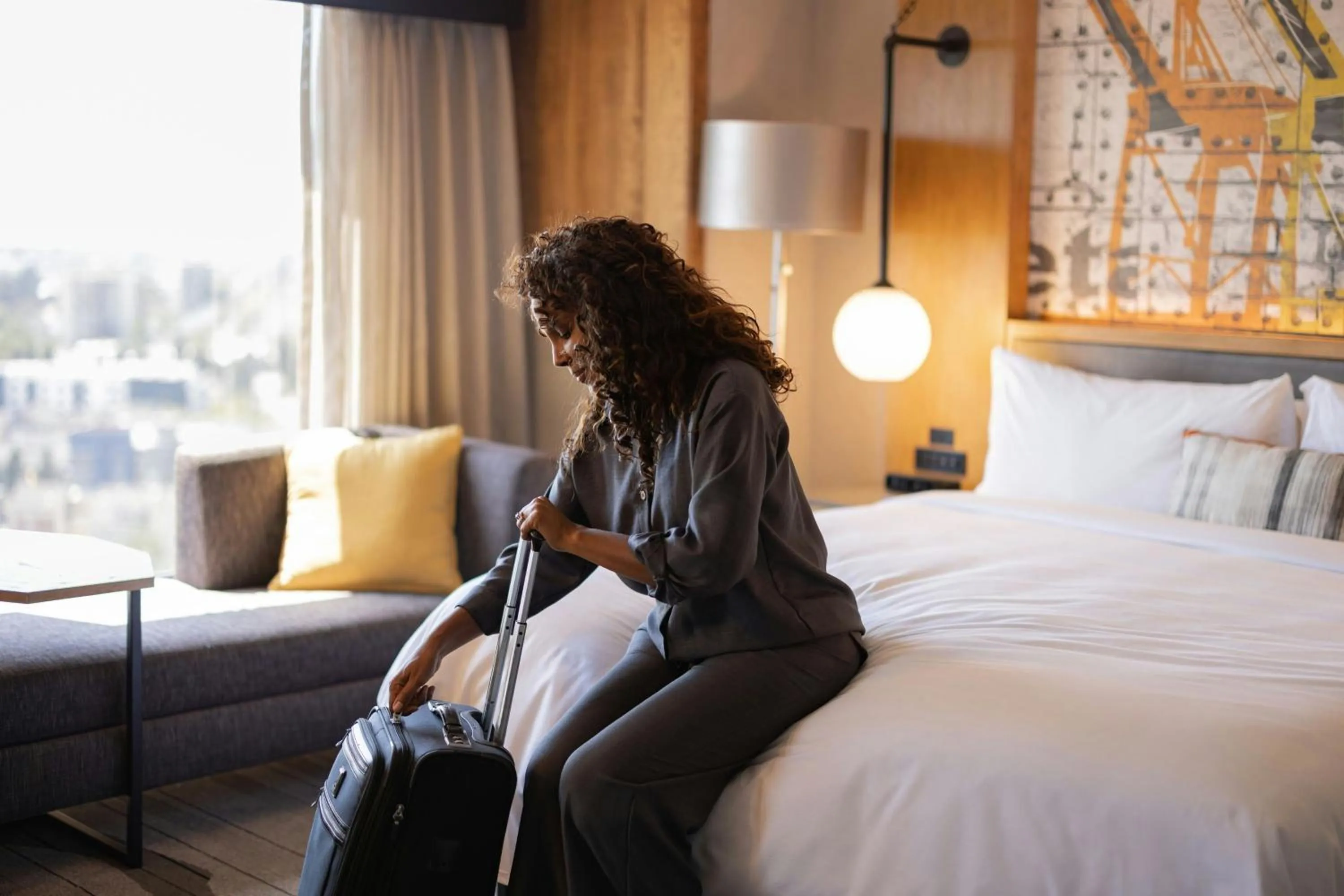 Photo of the whole room, Bed in Oakland Marriott City Center