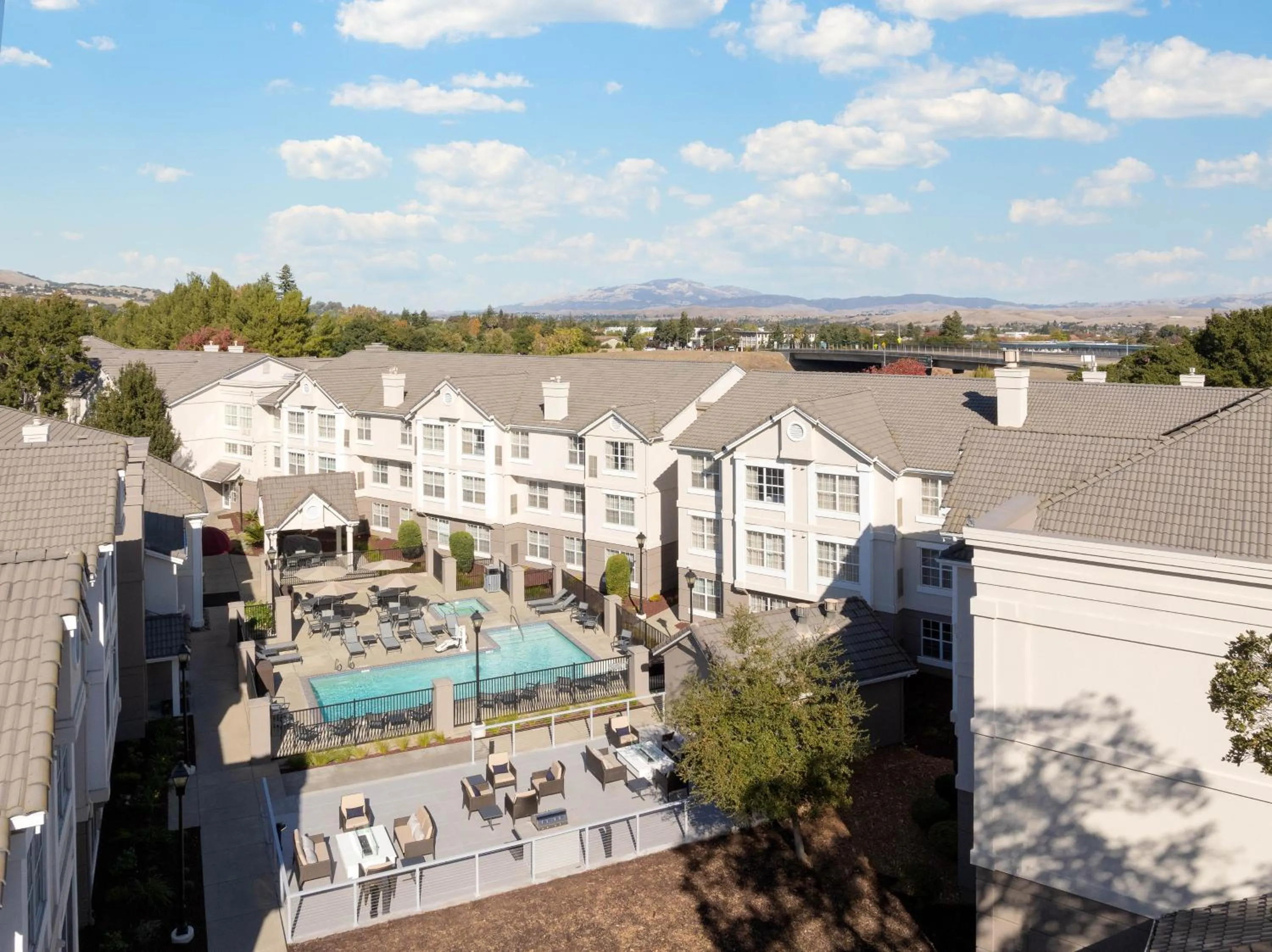Property building in Residence Inn Pleasanton