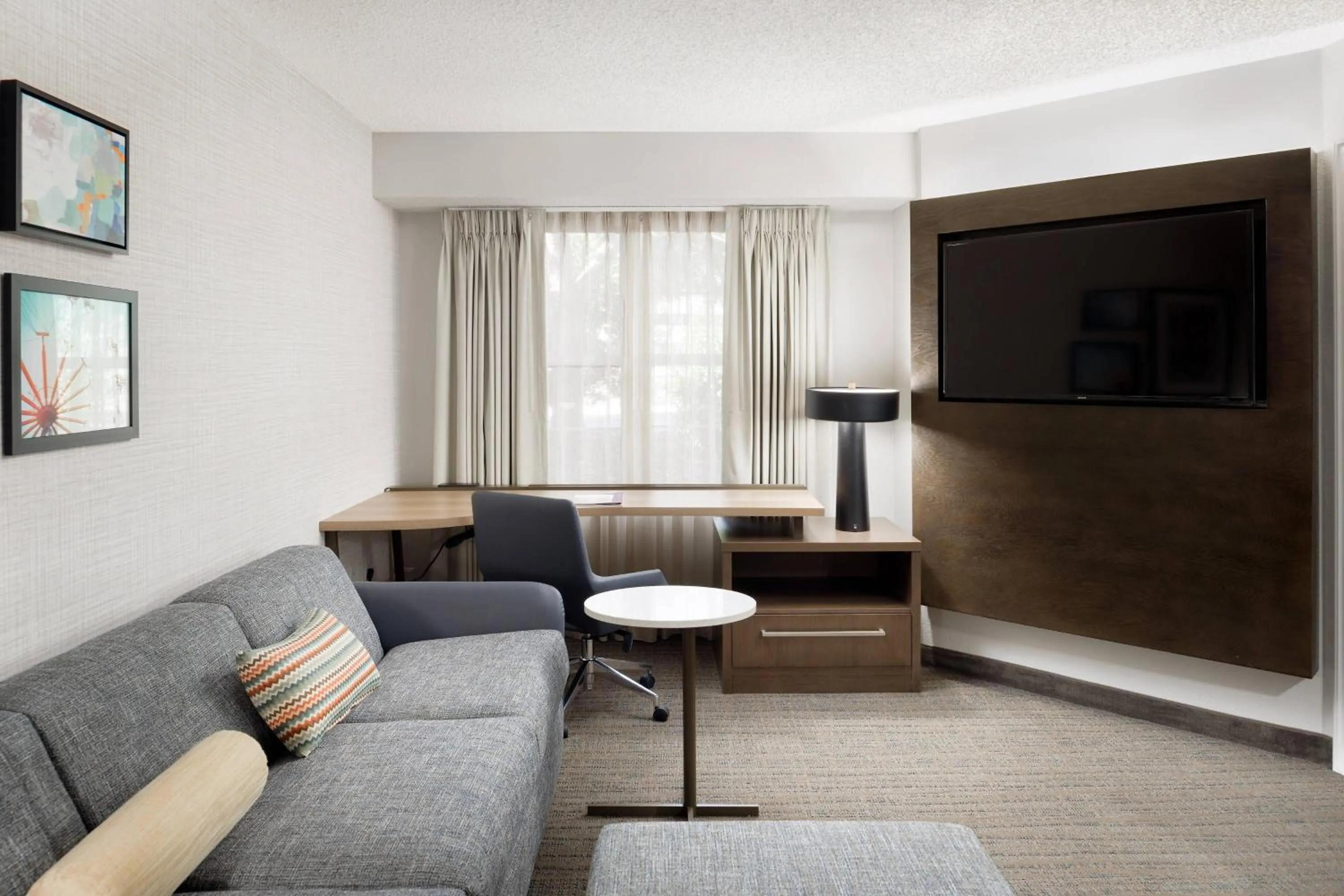 Bedroom in Residence Inn Pleasanton