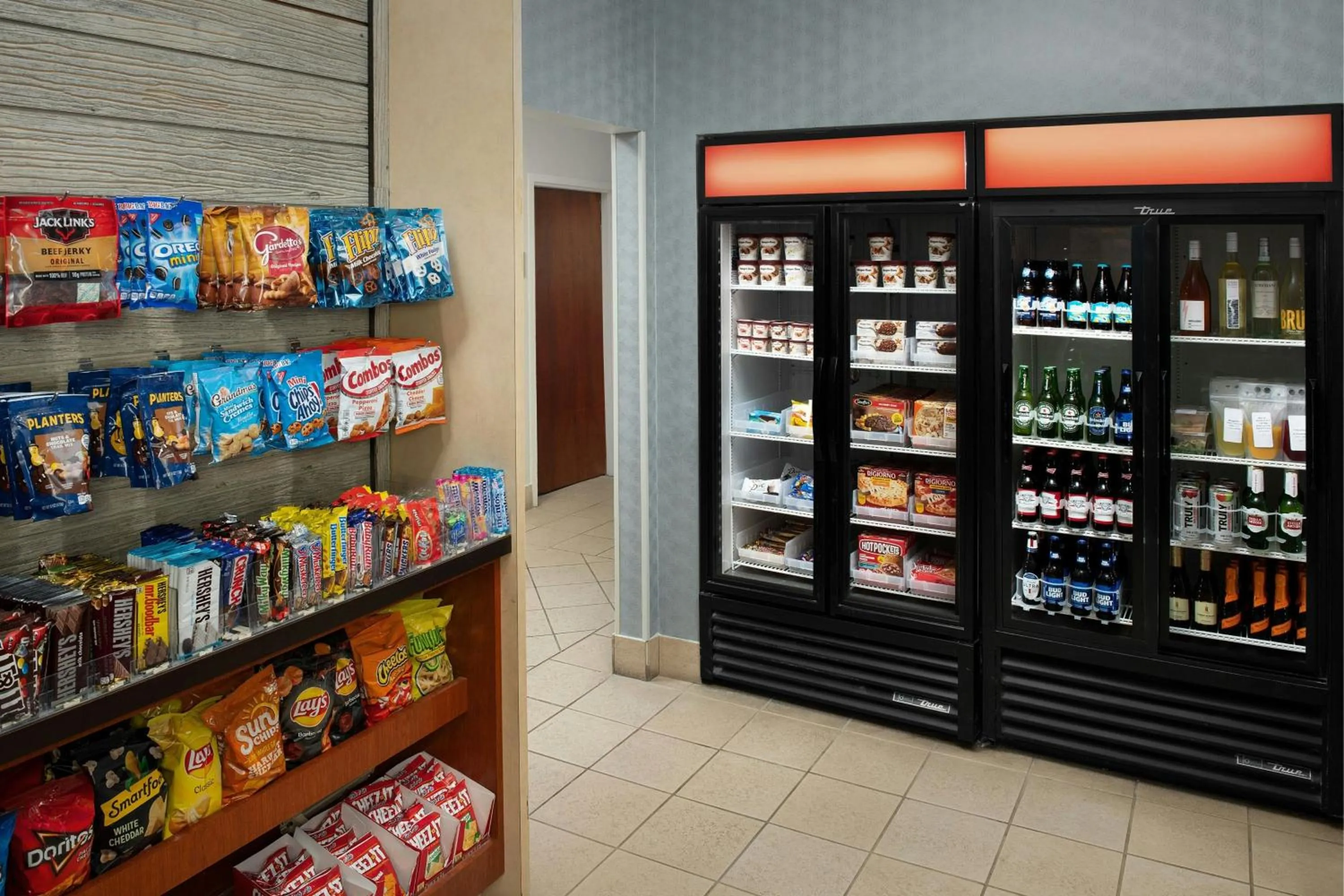 Other in Courtyard Virginia Beach Oceanfront / North 37th Street