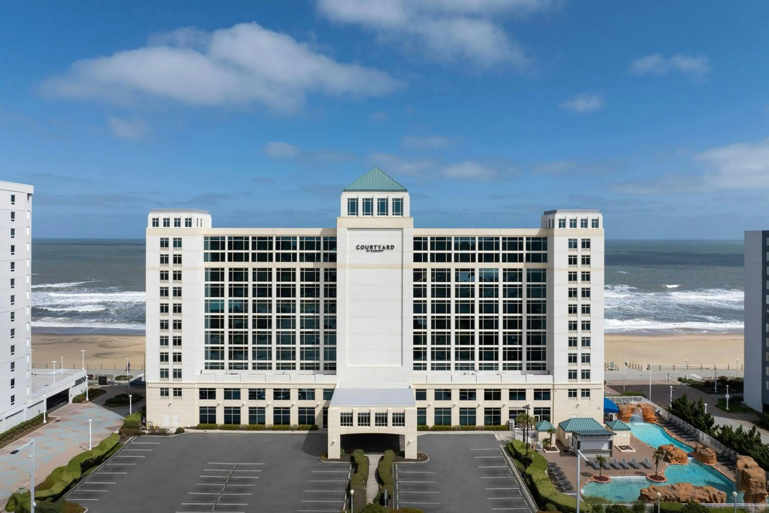 Property building in Courtyard Virginia Beach Oceanfront / North 37th Street