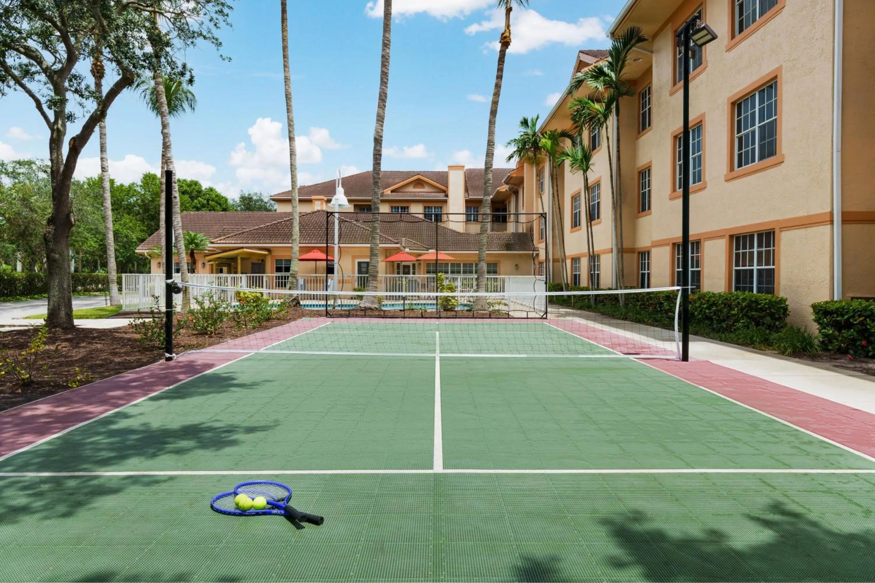 Area and facilities in Residence Inn West Palm Beach
