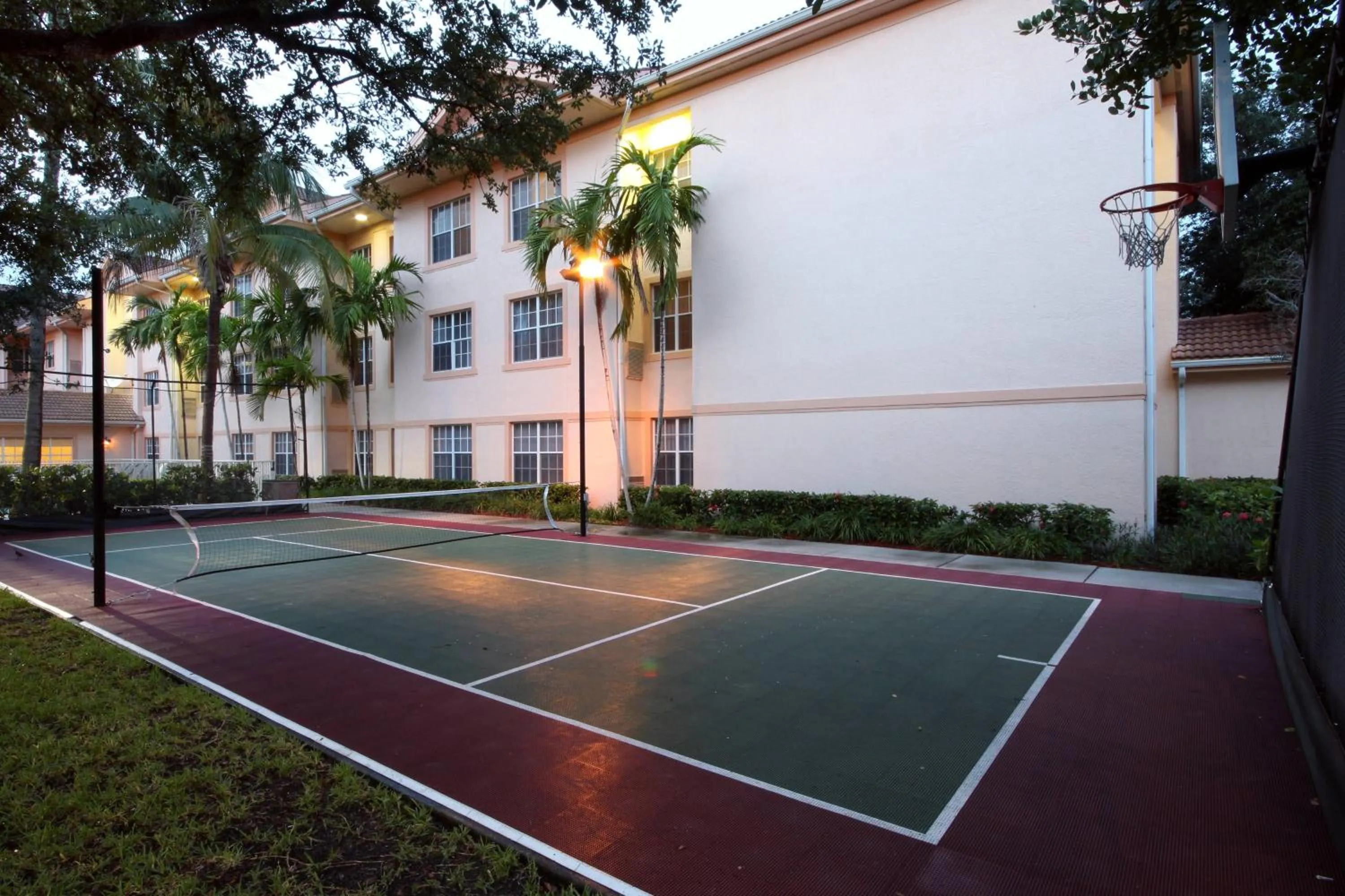 Area and facilities in Residence Inn West Palm Beach