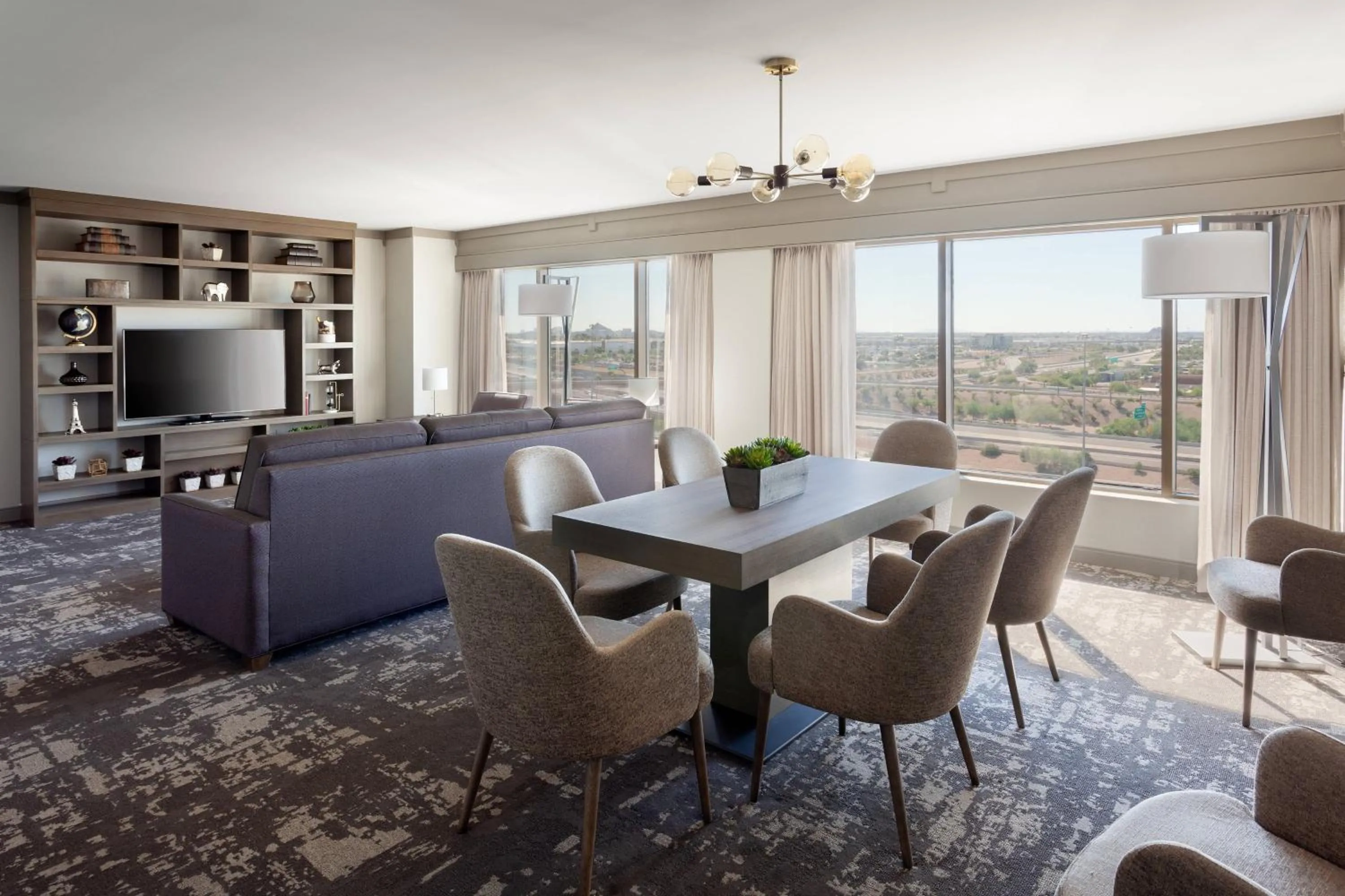 Photo of the whole room in Marriott Phoenix Airport