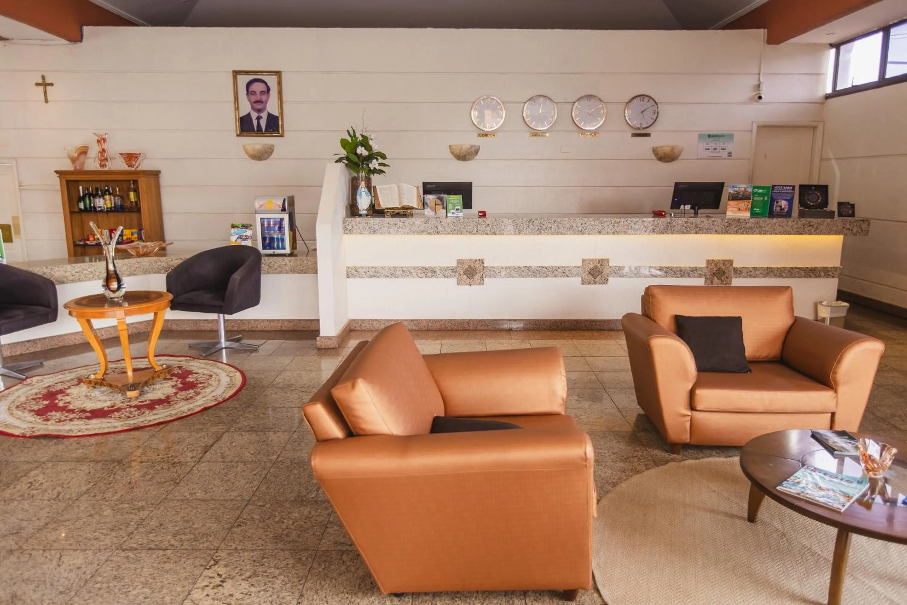 Lobby or reception in Hotel Golden Park Ribeirão Preto by Nacional Inn