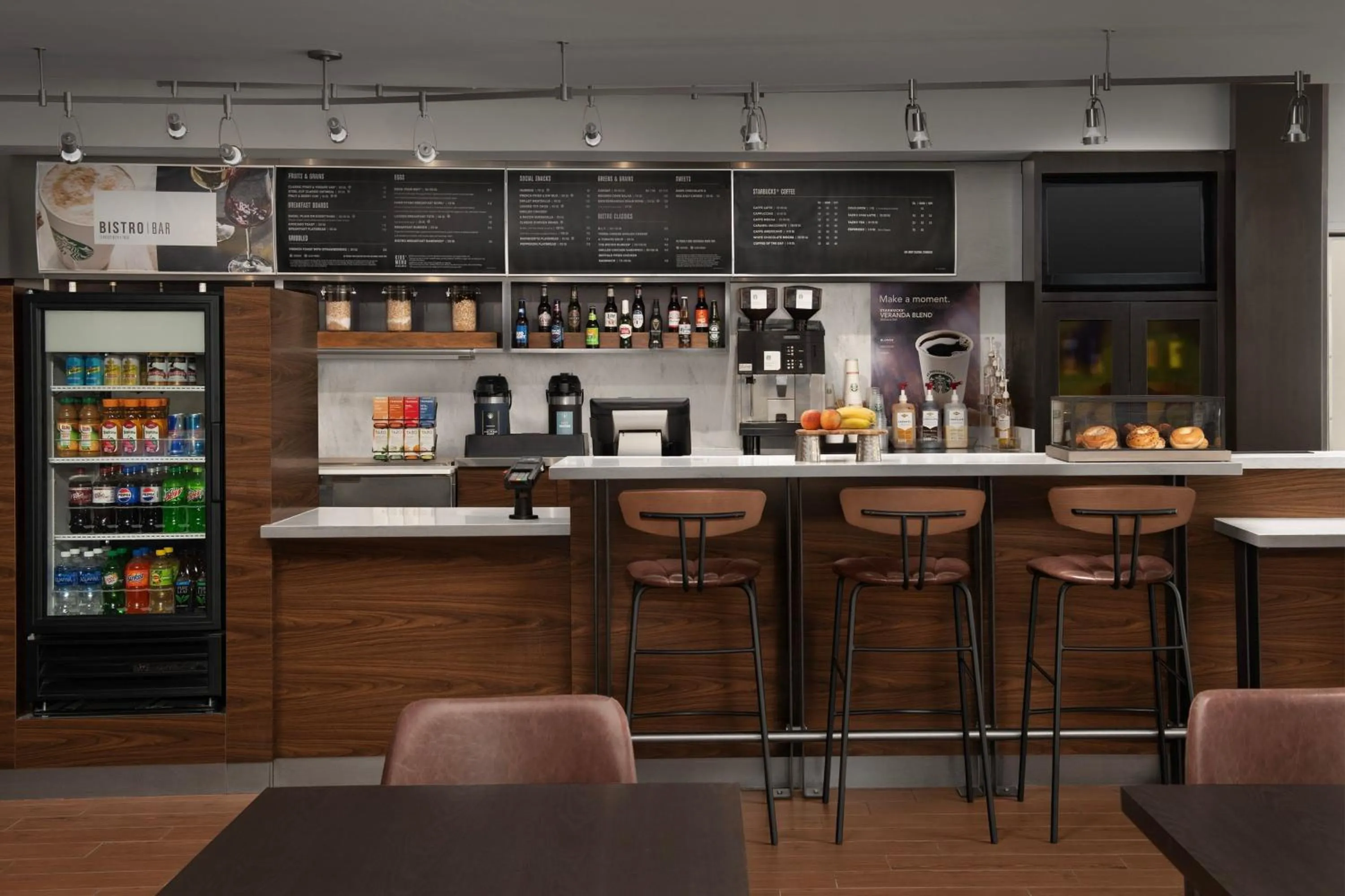 Breakfast in Courtyard by Marriott Panama City