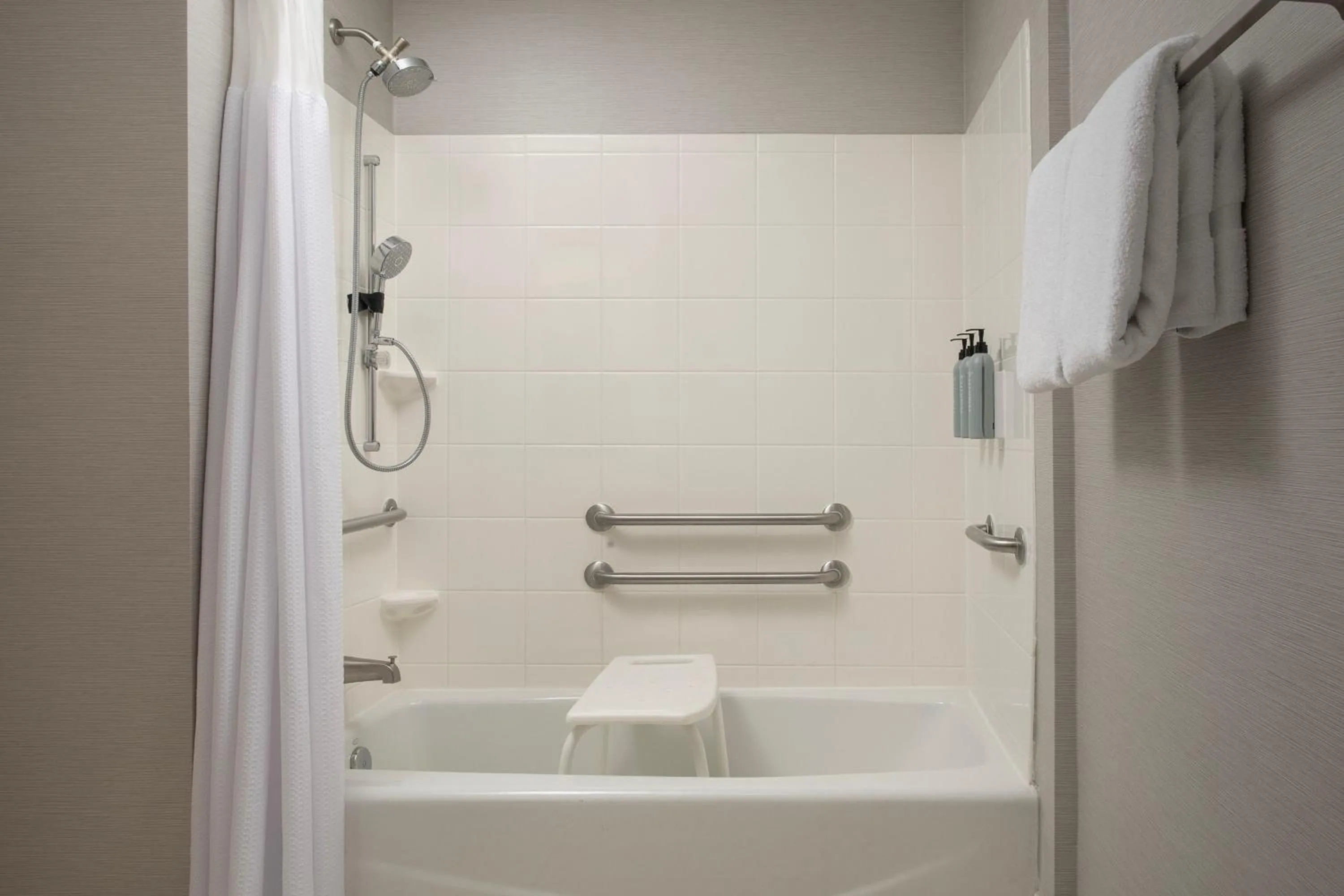 Bathroom in Courtyard by Marriott Panama City