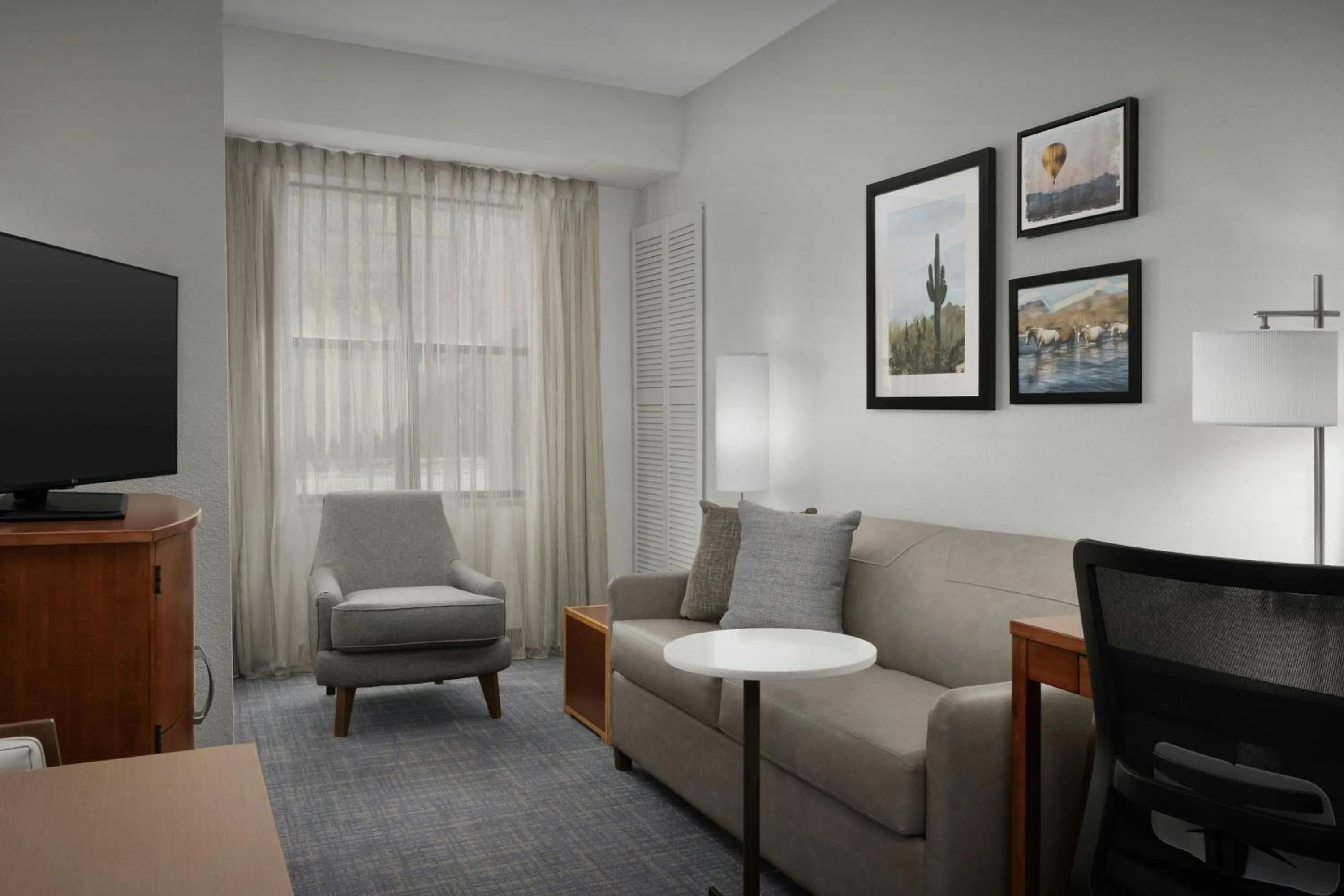 Living room in Residence Inn Phoenix North Happy Valley