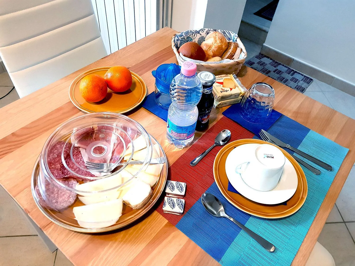 Continental breakfast in Bed & Breakfast Il Vicolo