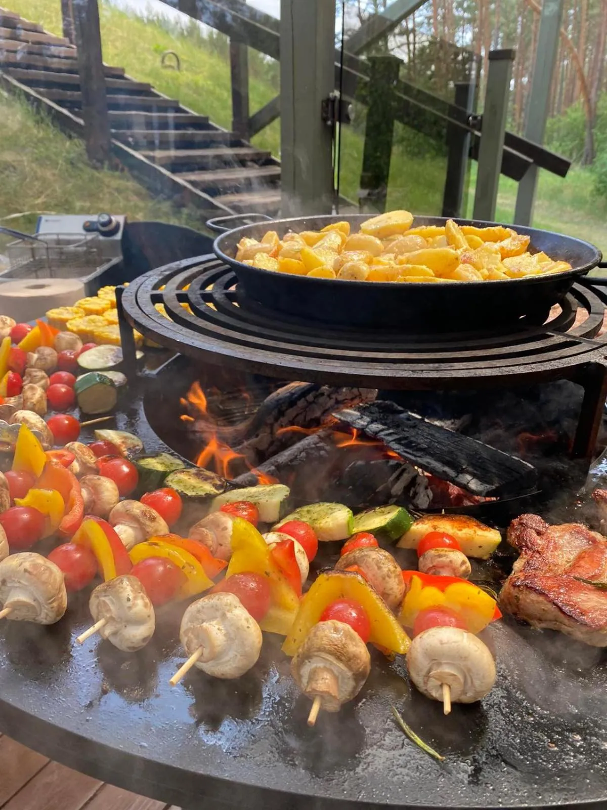 Restaurant/places to eat in Meduza Hotel