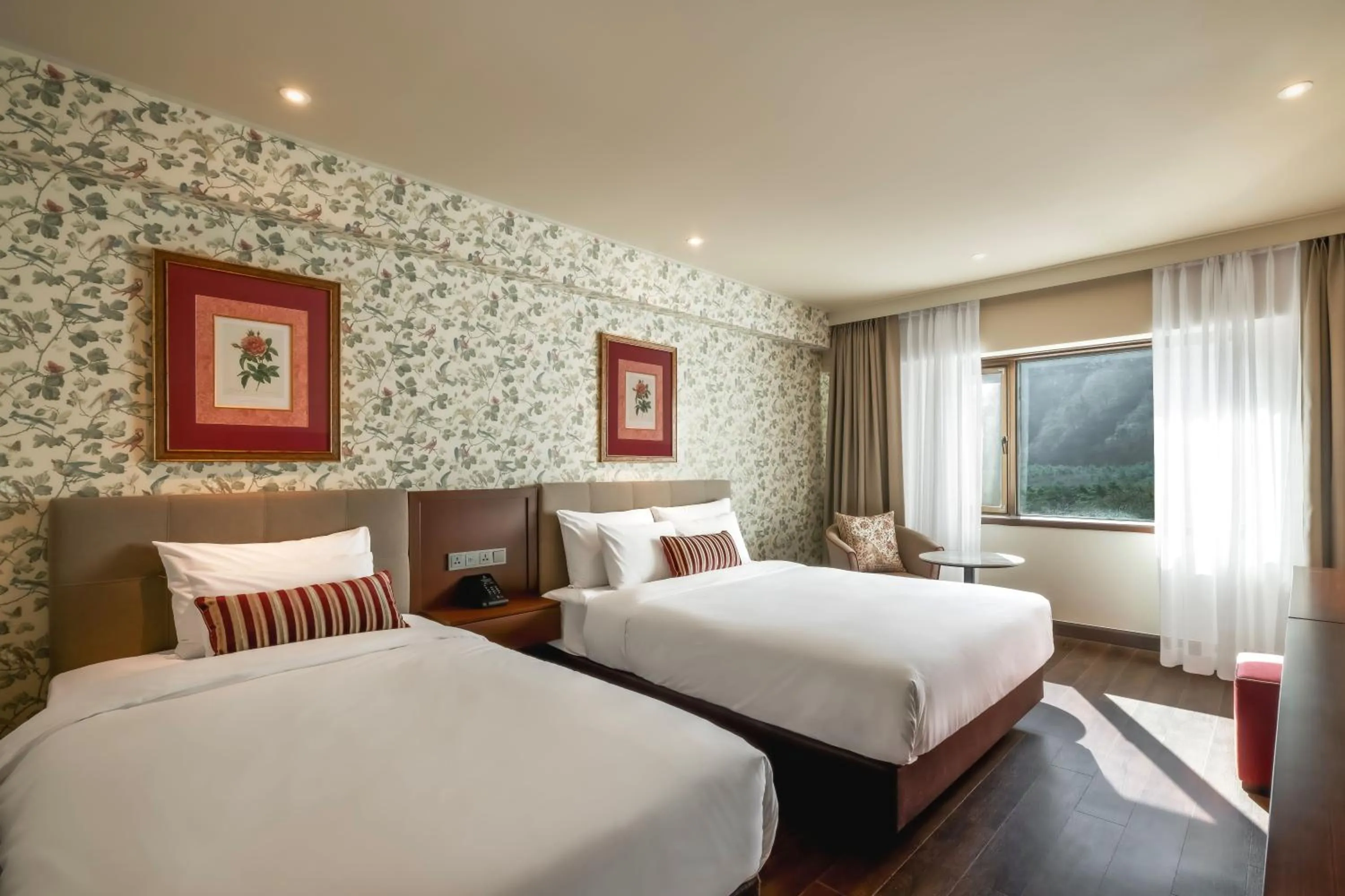 Photo of the whole room, Bed in KensingtonHotel Seorak