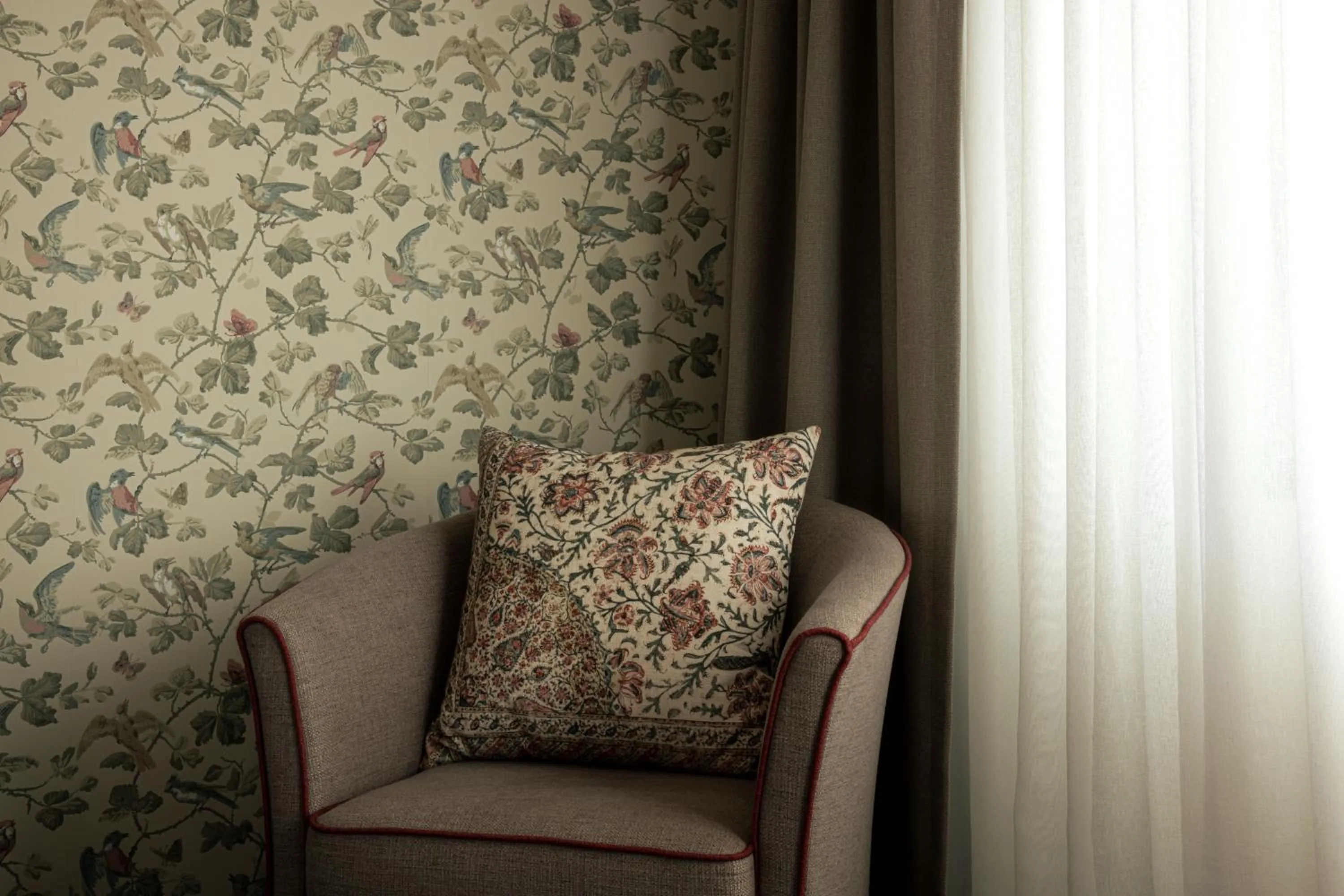 Seating area in KensingtonHotel Seorak