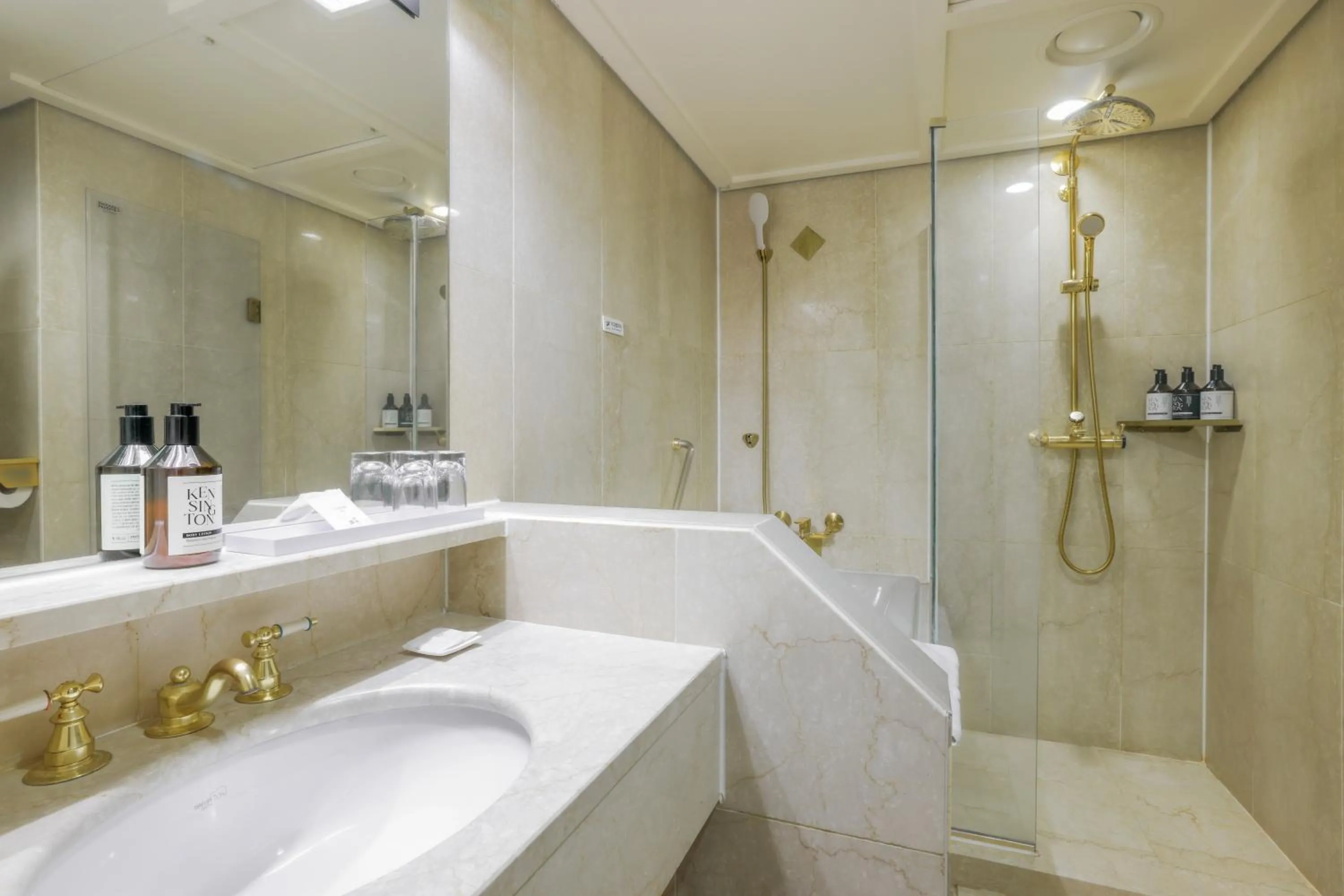 Toilet in Kensington Hotel Pyeongchang