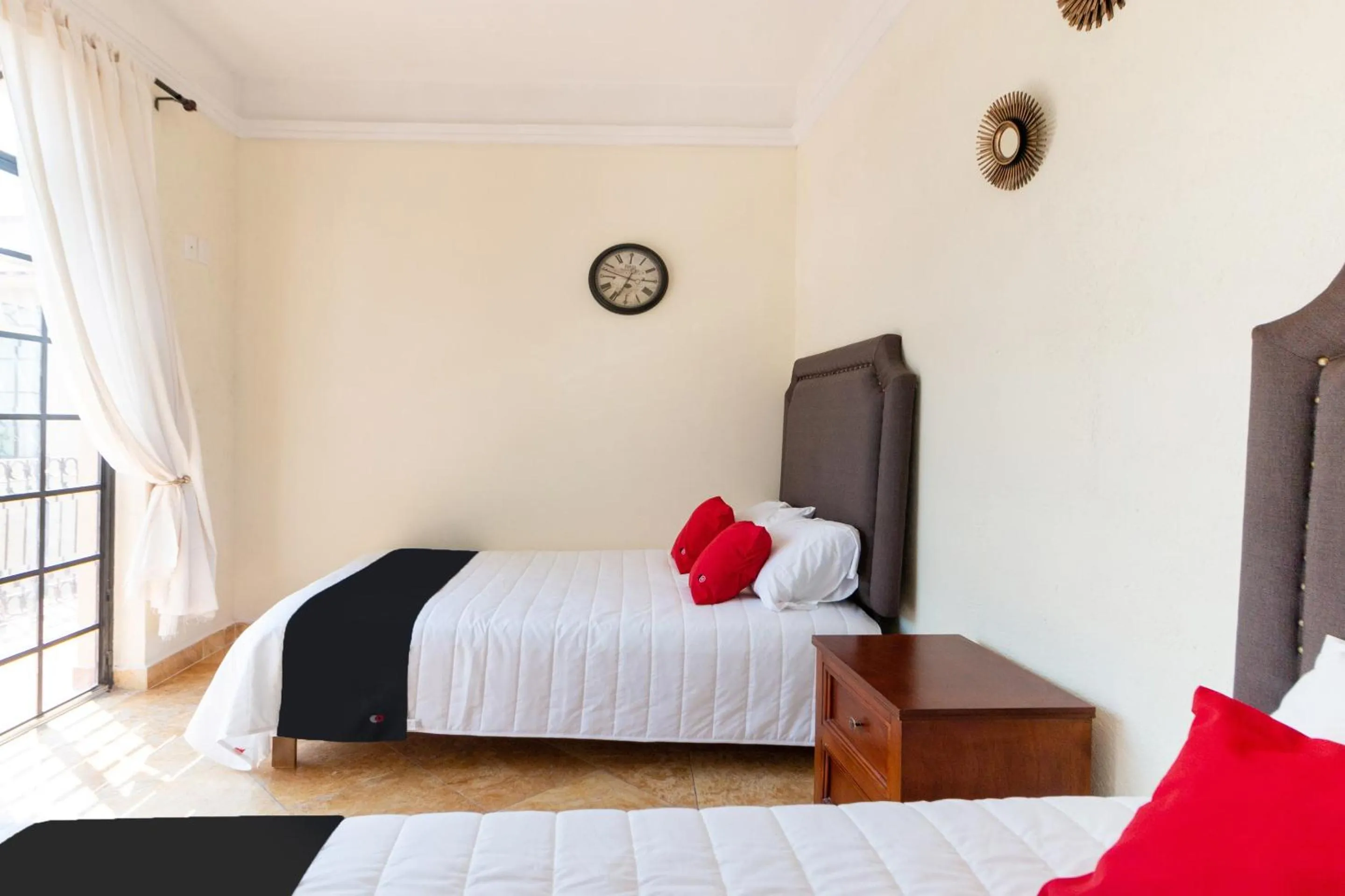 Bedroom, Bed in Capital O Hotel San Jose, San Luis Potosi