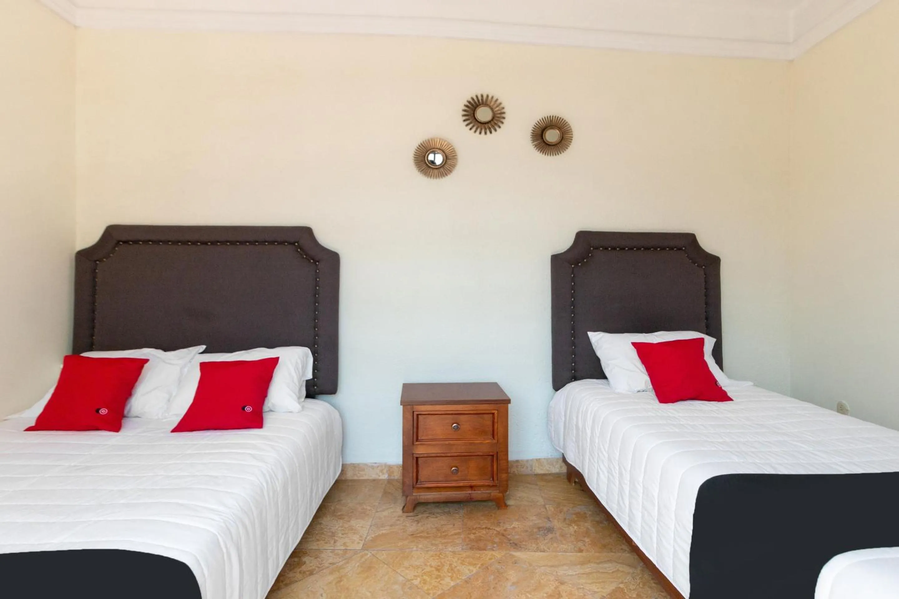 Bedroom, Bed in Capital O Hotel San Jose, San Luis Potosi