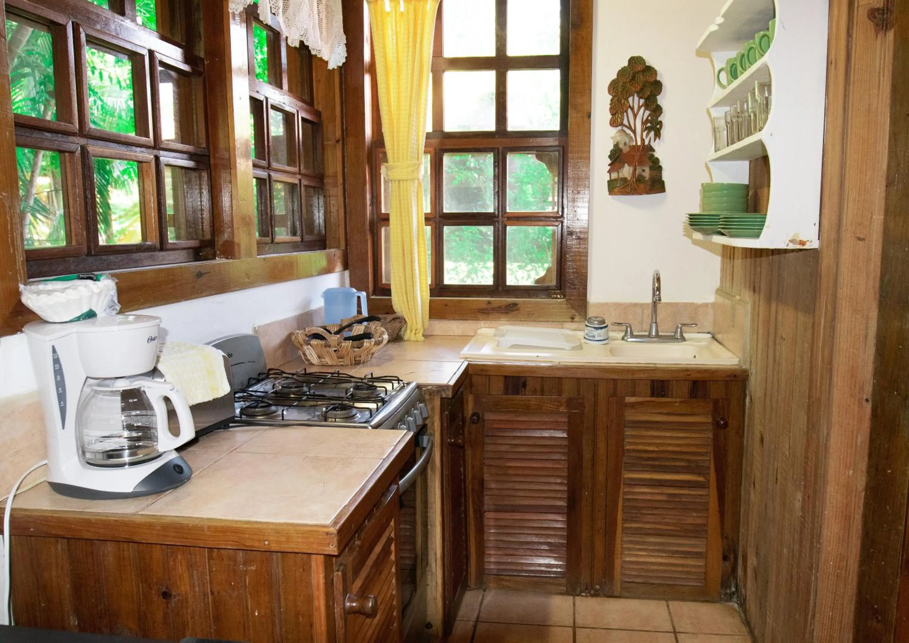 Kitchen or kitchenette in Posada Arco Iris, West End