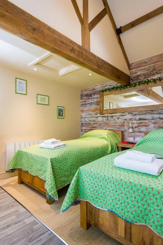 Bed in Widbrook Barns