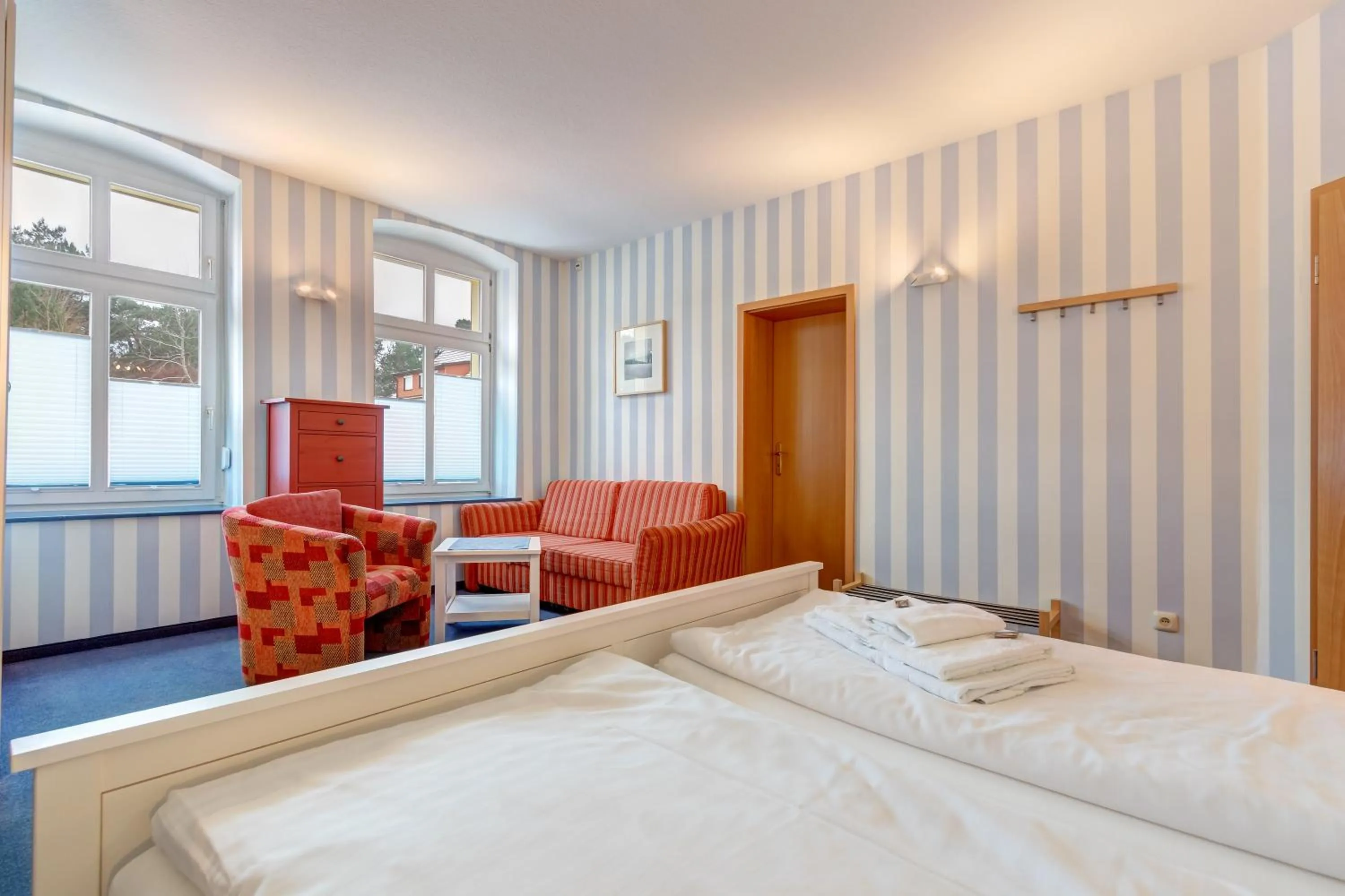 Photo of the whole room, Bed in Hotel Villa Seeschlößchen