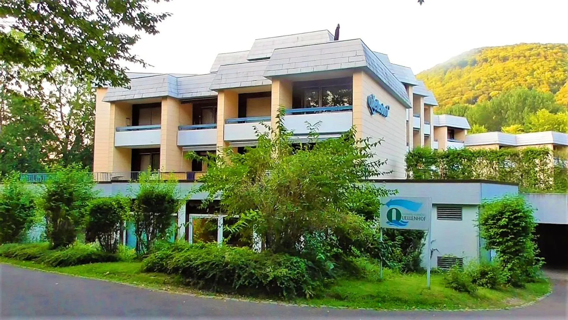 Property building in Hotel Quellenhof - Self-Check-in