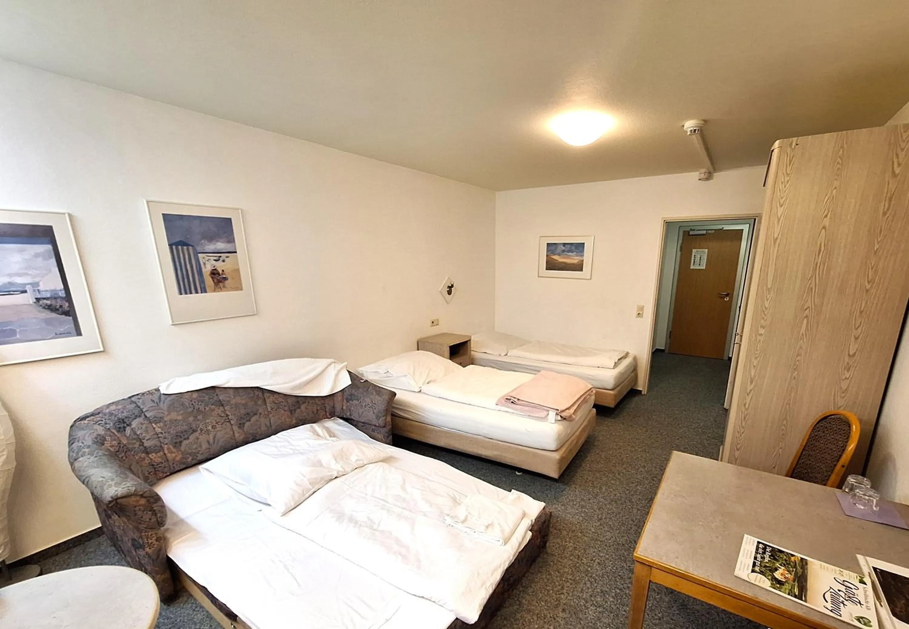 Bed in Hotel Quellenhof - Self-Check-in