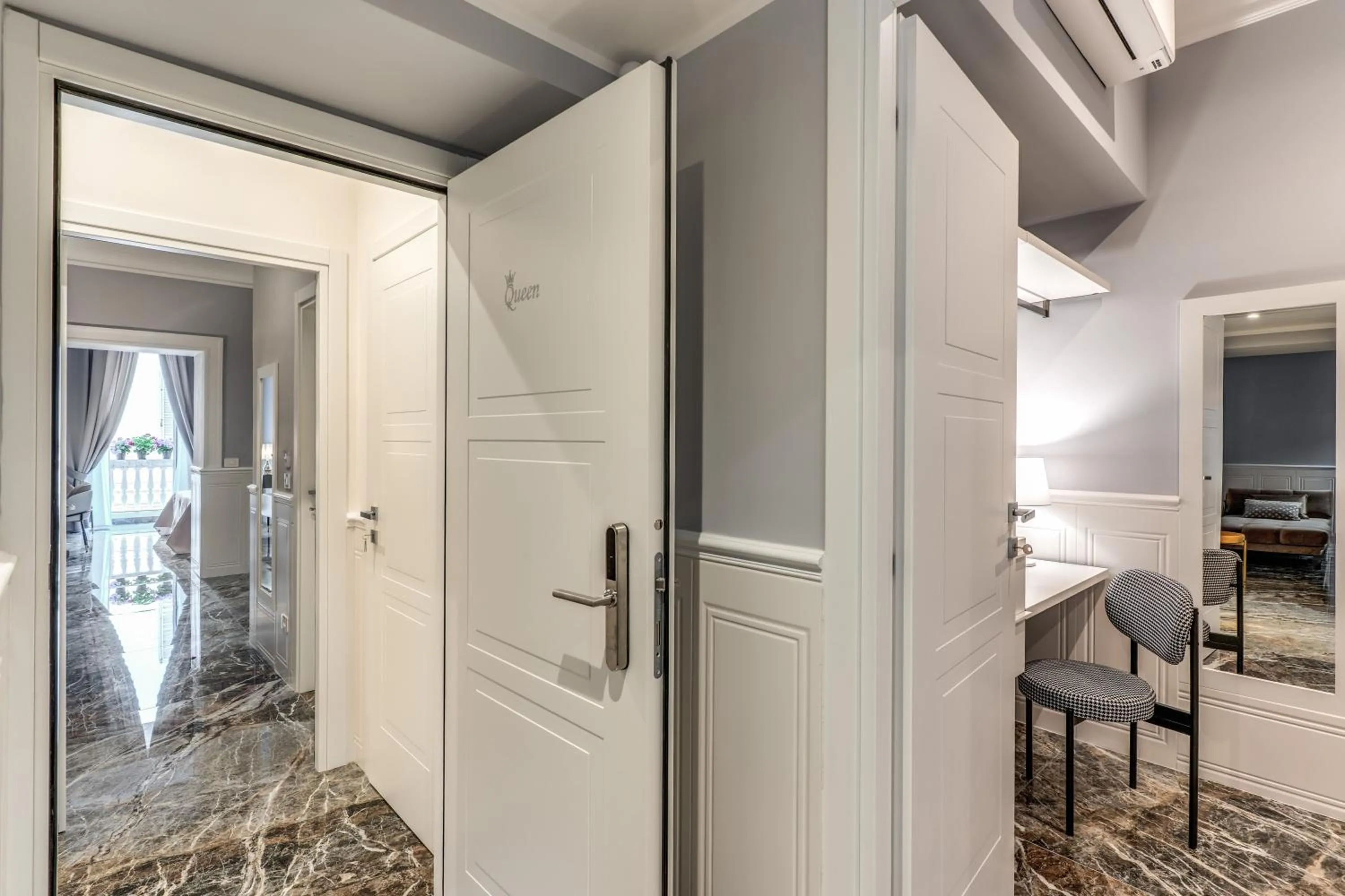 Kitchen or kitchenette, Bed in Rome55 - Piazza di Spagna