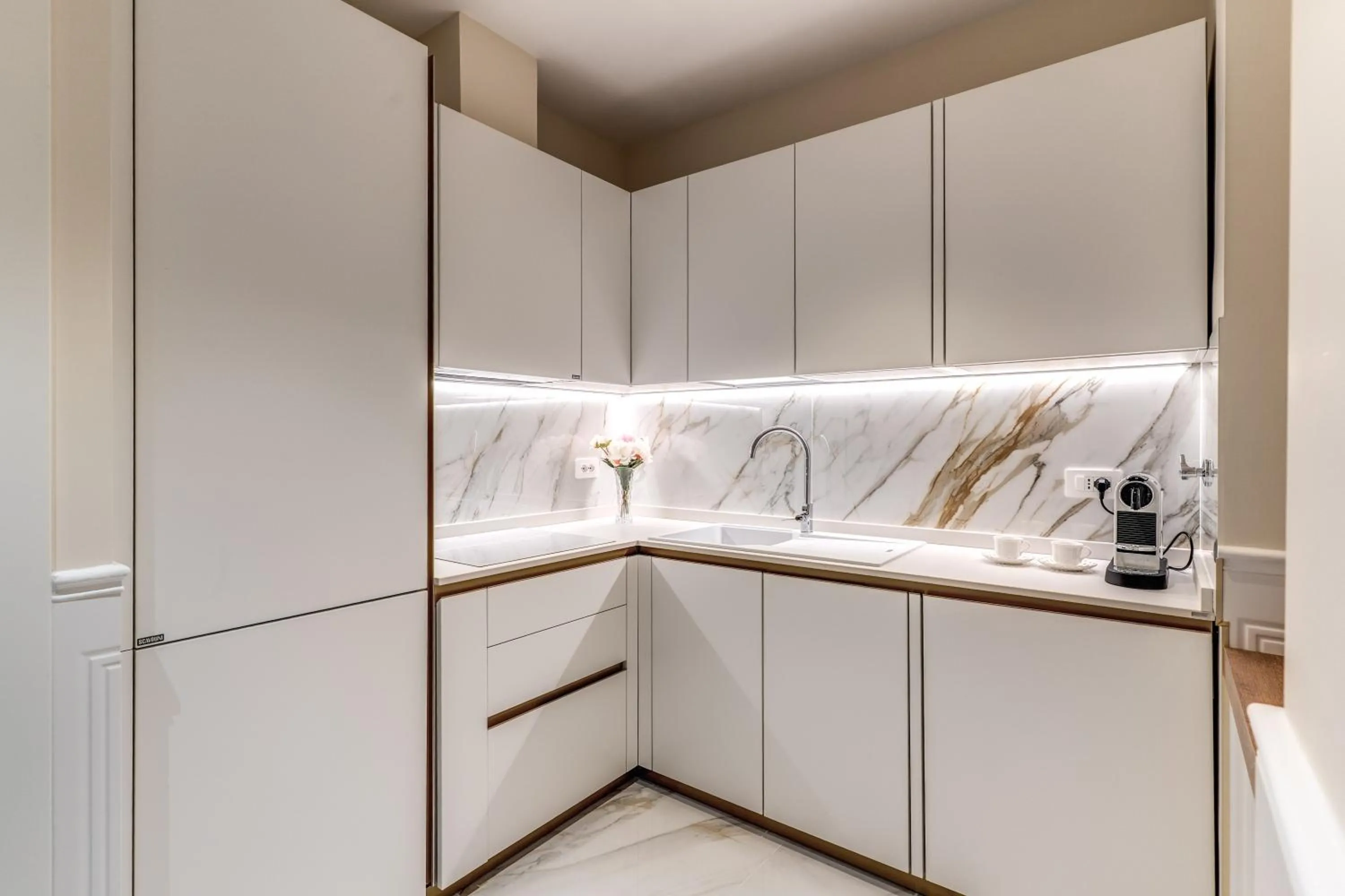 Kitchen or kitchenette in Rome55 - Piazza di Spagna