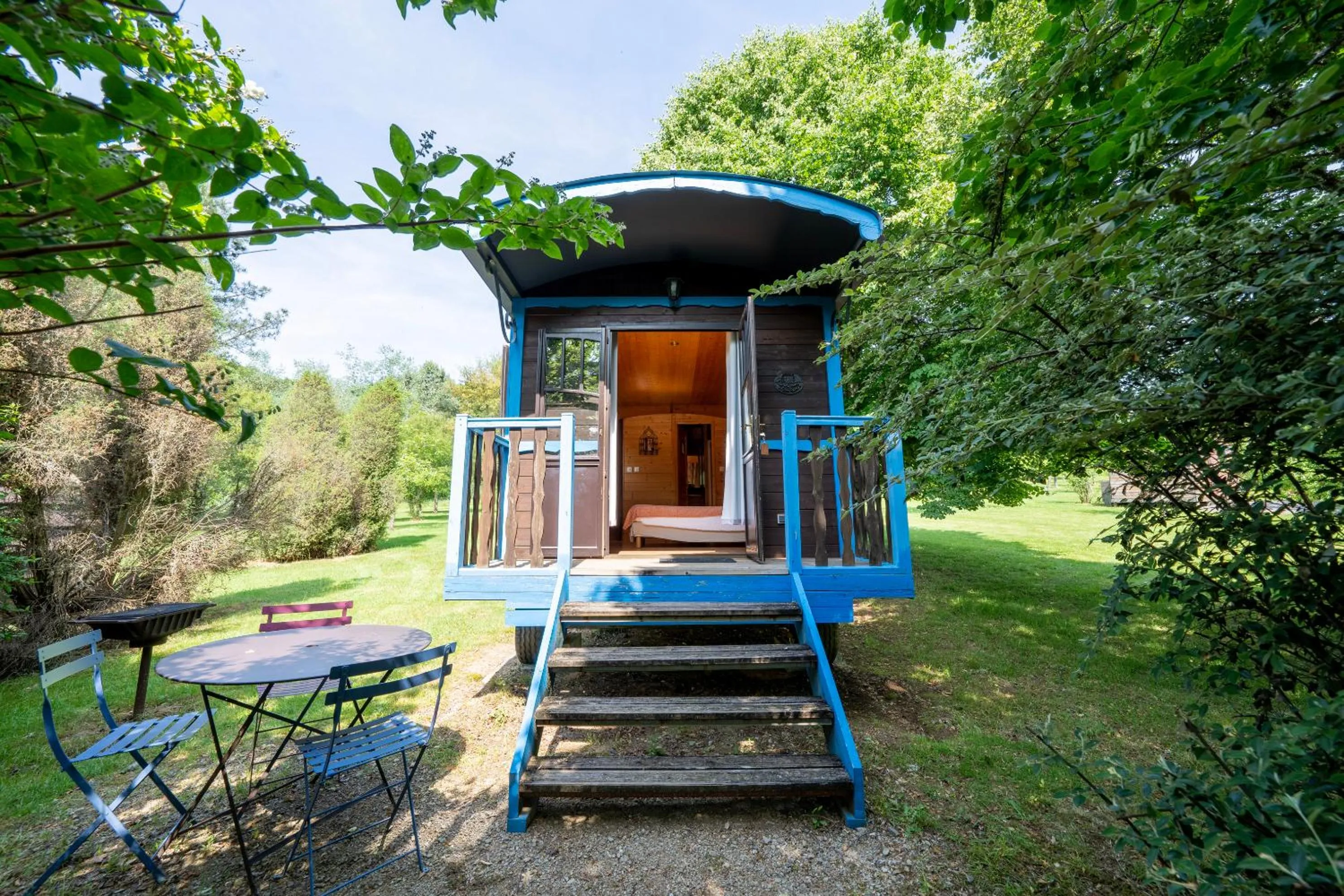Garden view in Le Village des Monédières