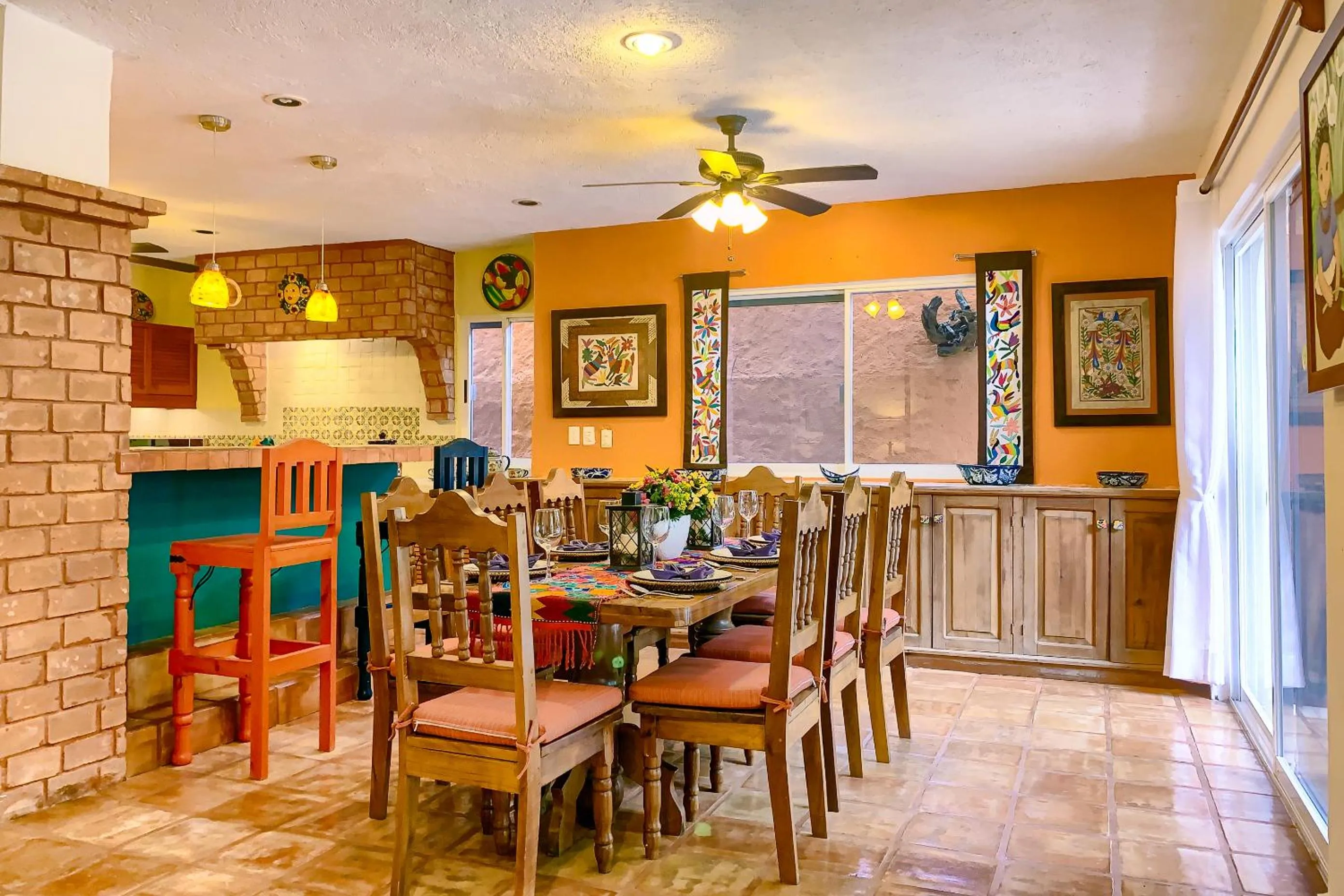 Seating area in Casa Mulder - Steps to Beach Private Pool Ocean-View Roof