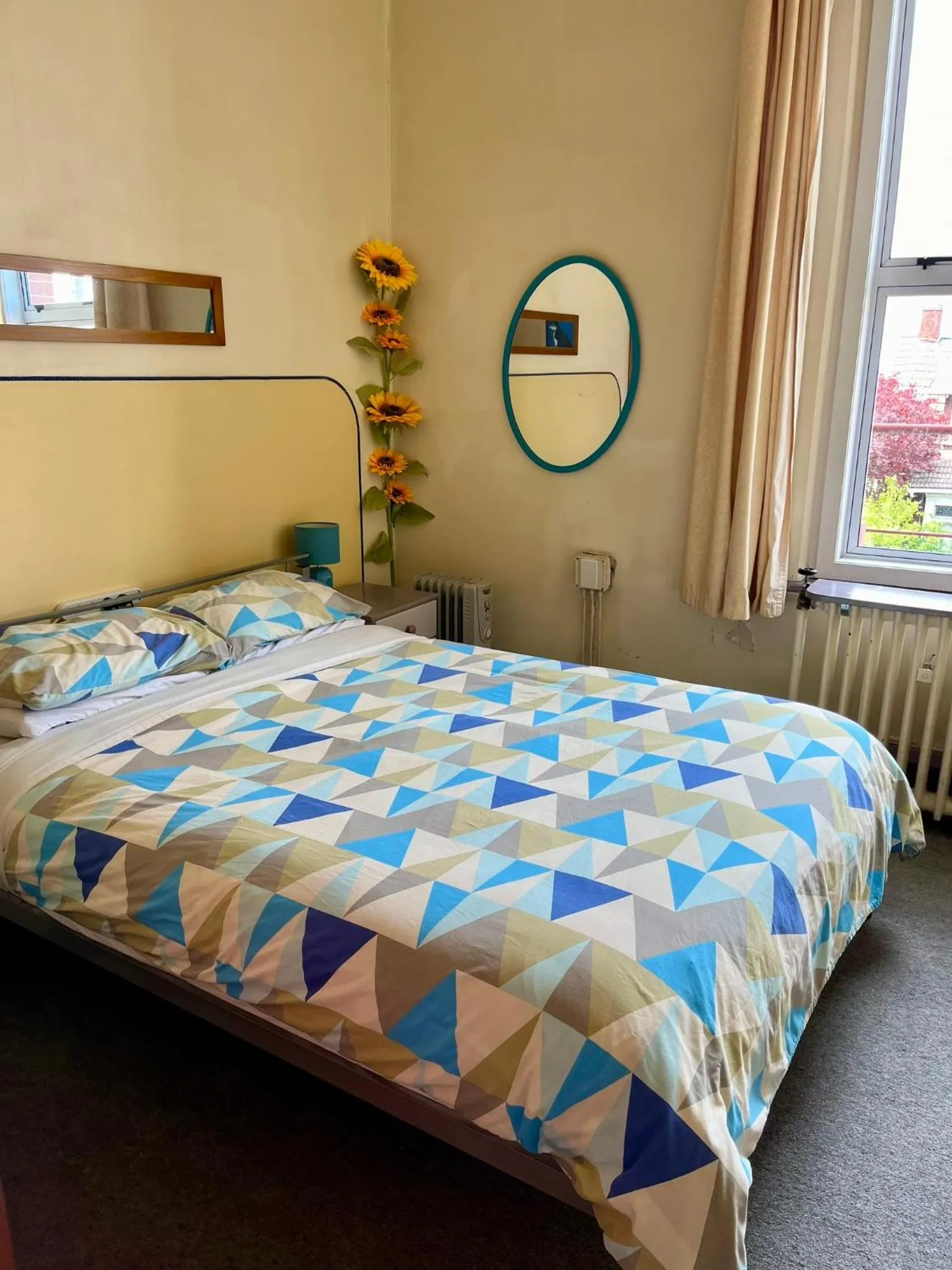 Bed in Chalet Backpackers