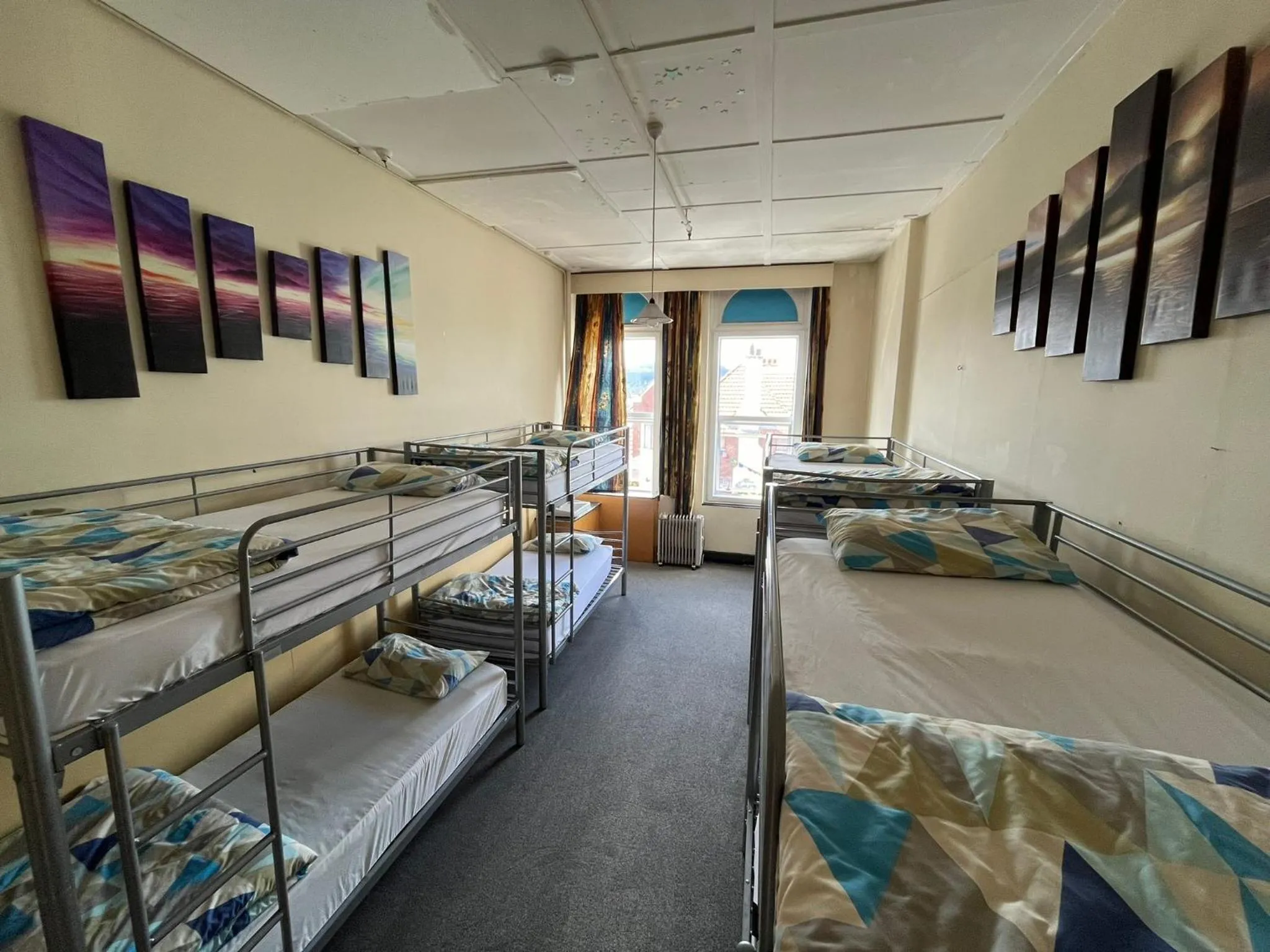 Photo of the whole room, Bed in Chalet Backpackers