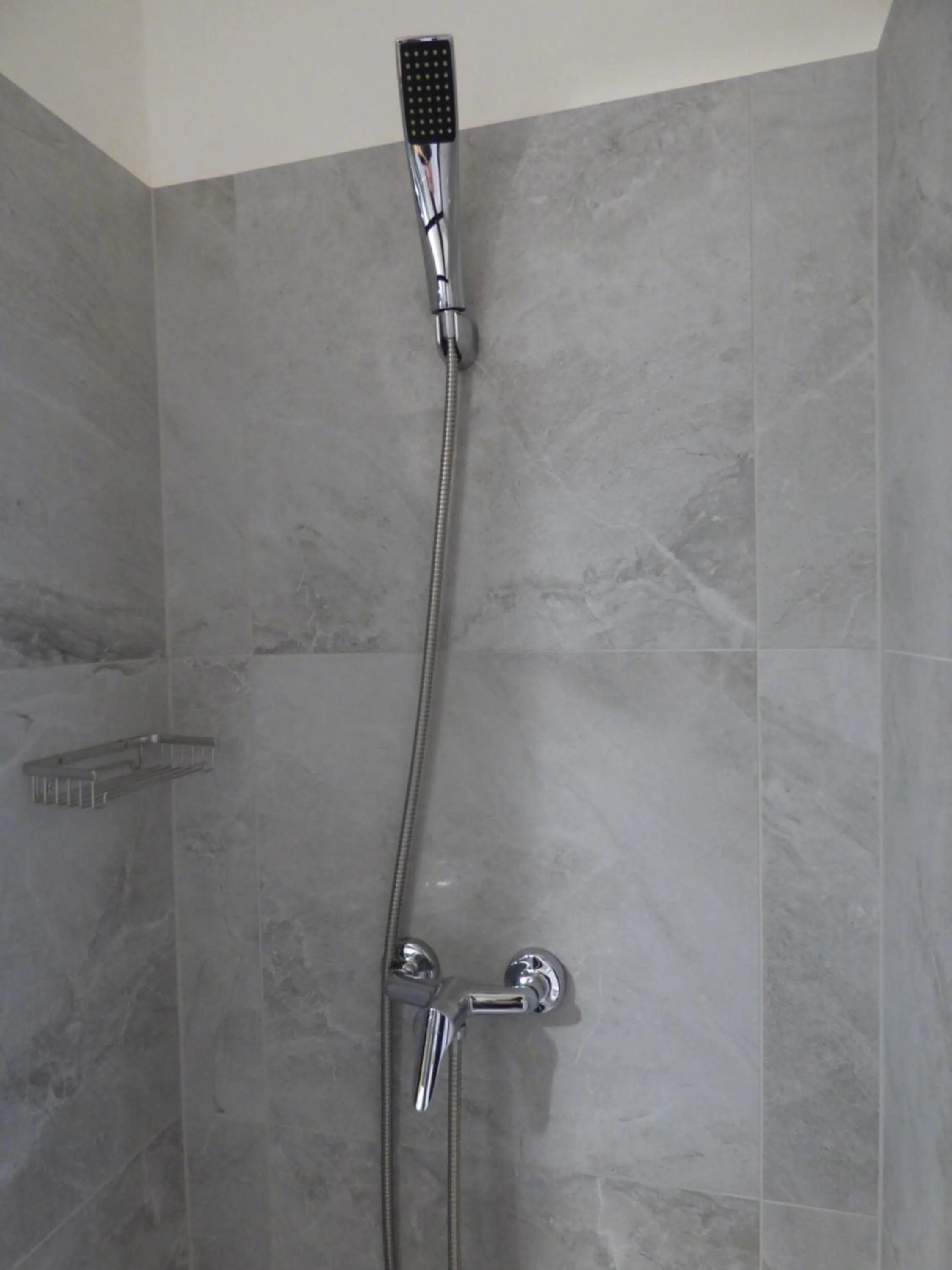 Shower in Hotel Svornost
