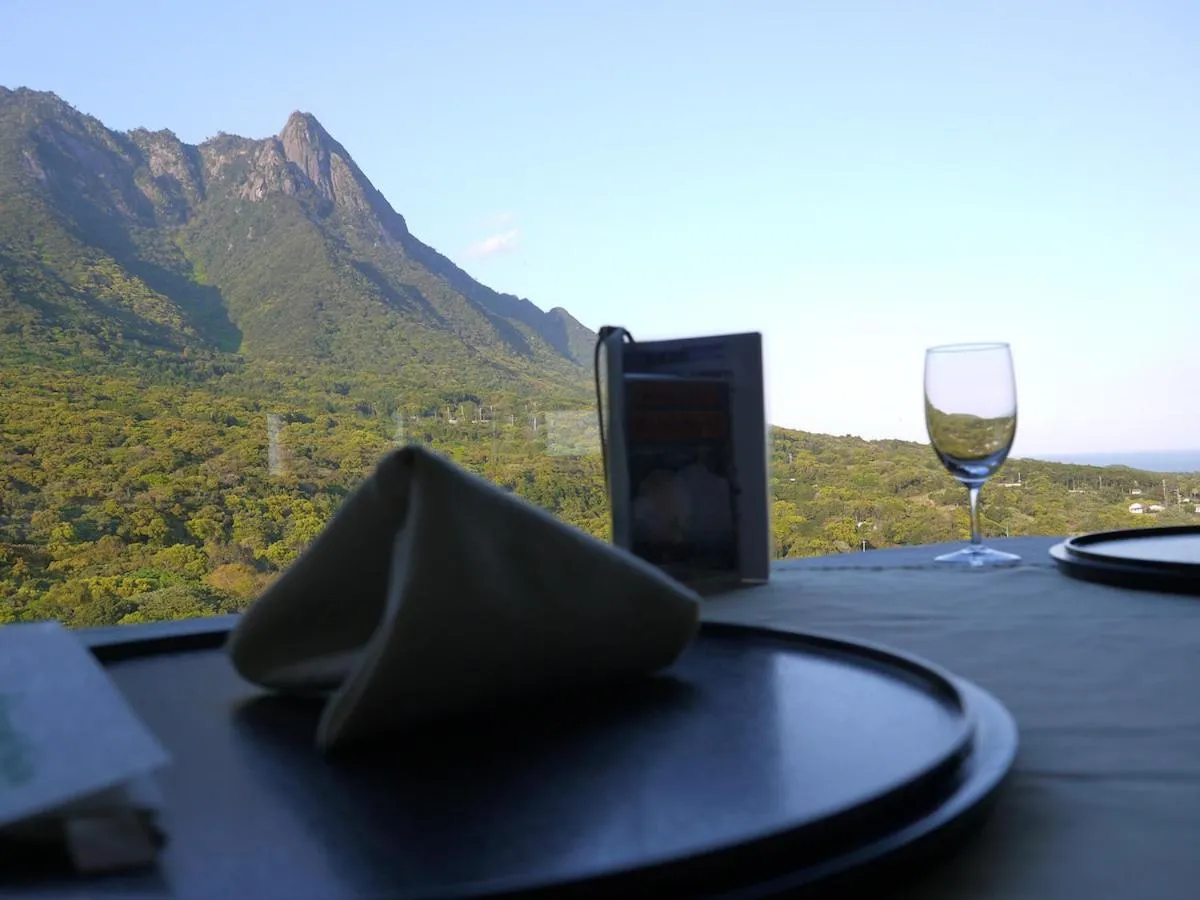 Yakushima Iwasaki Hotel