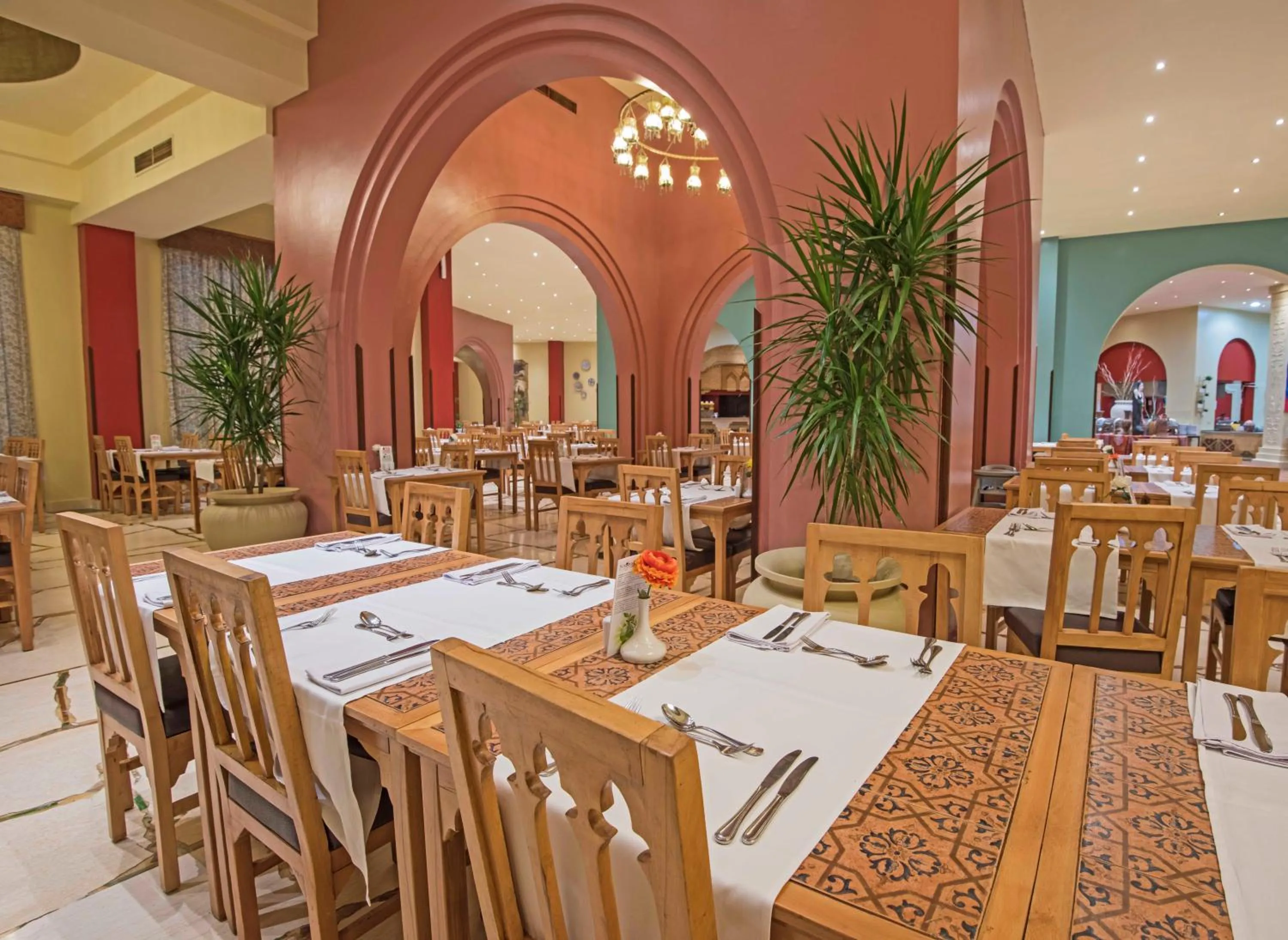 Restaurant/places to eat in Sunrise Royal Makadi Resort