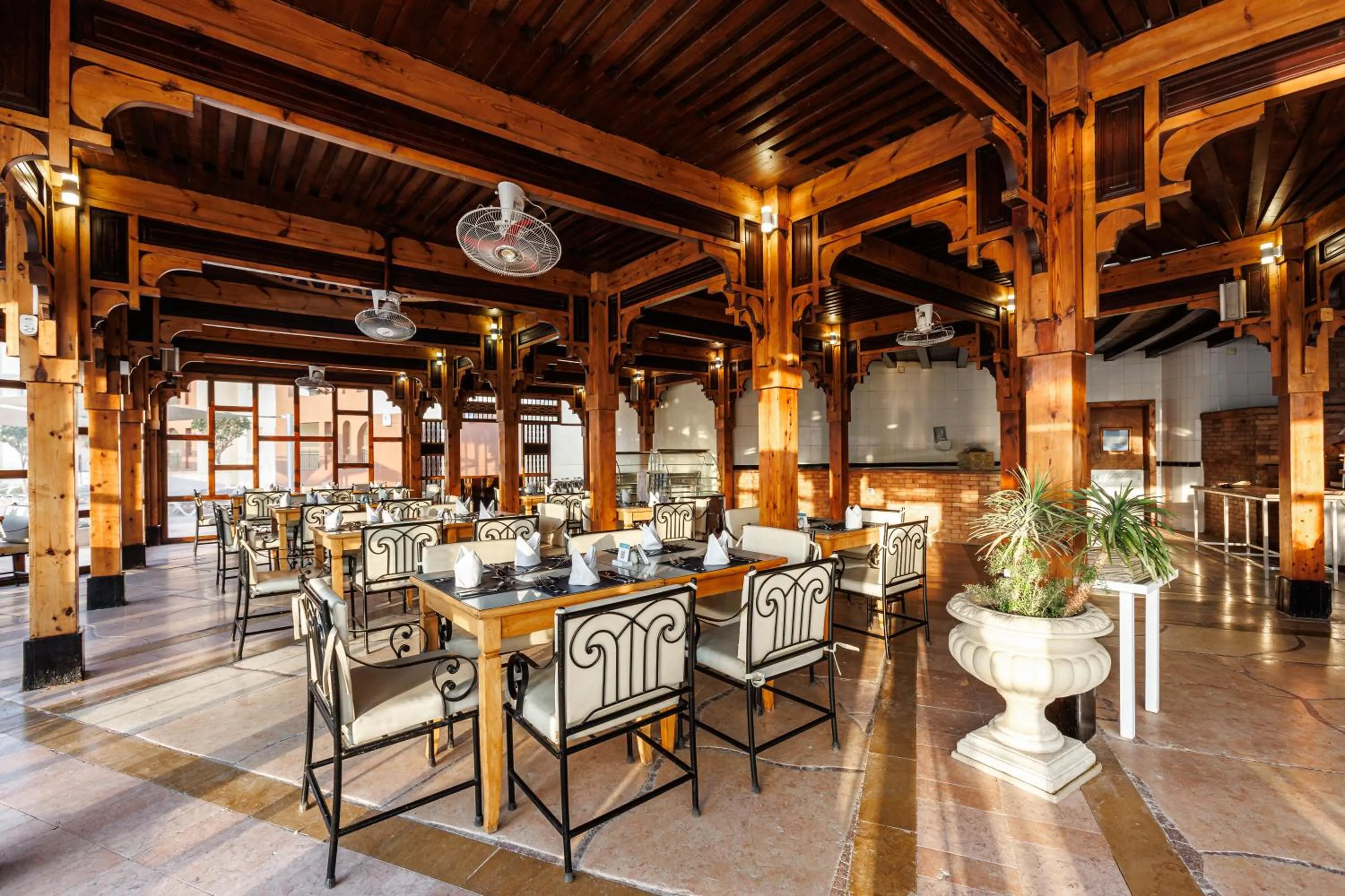 Restaurant/places to eat in Sunrise Royal Makadi Resort