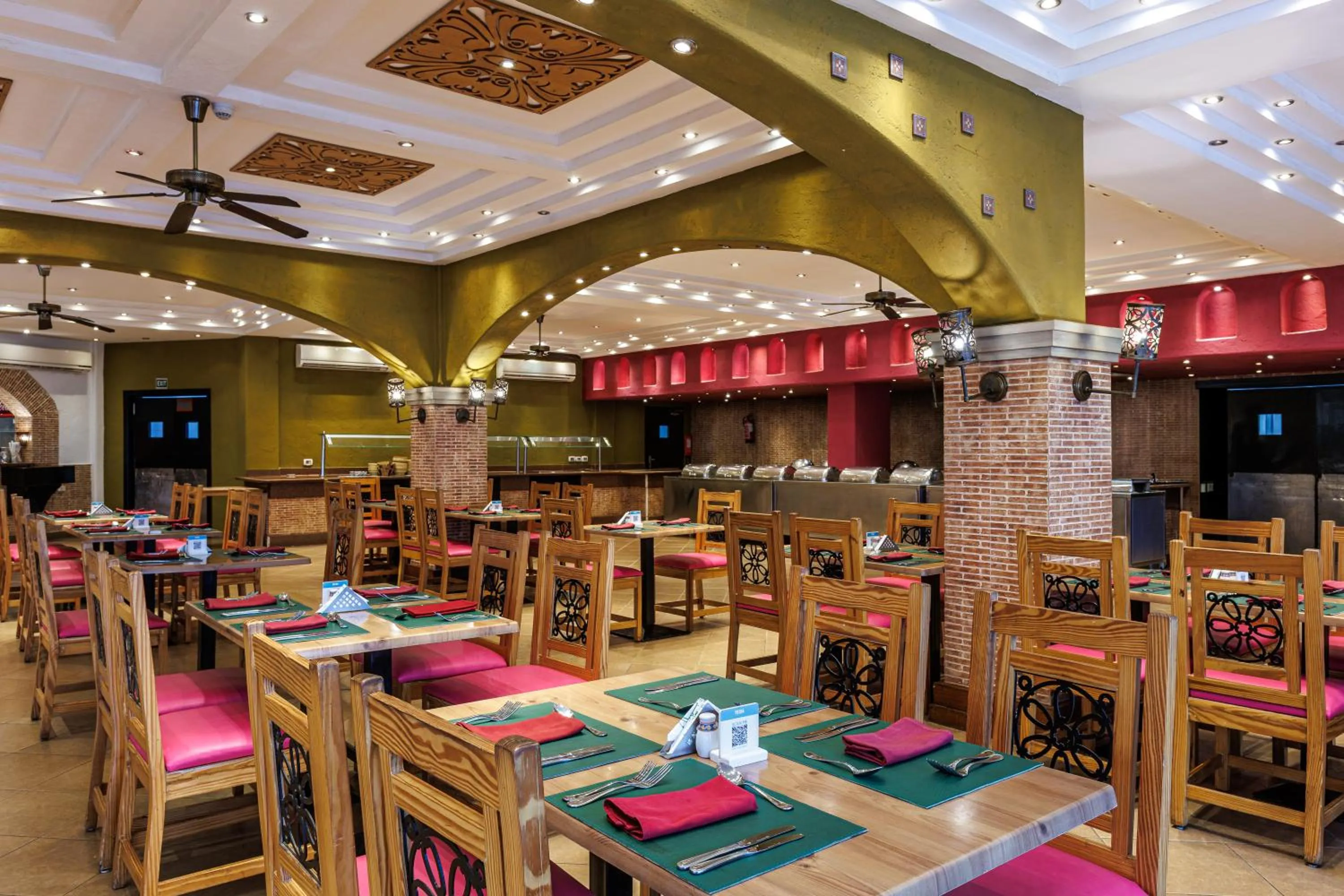 Restaurant/places to eat in Sunrise Royal Makadi Resort