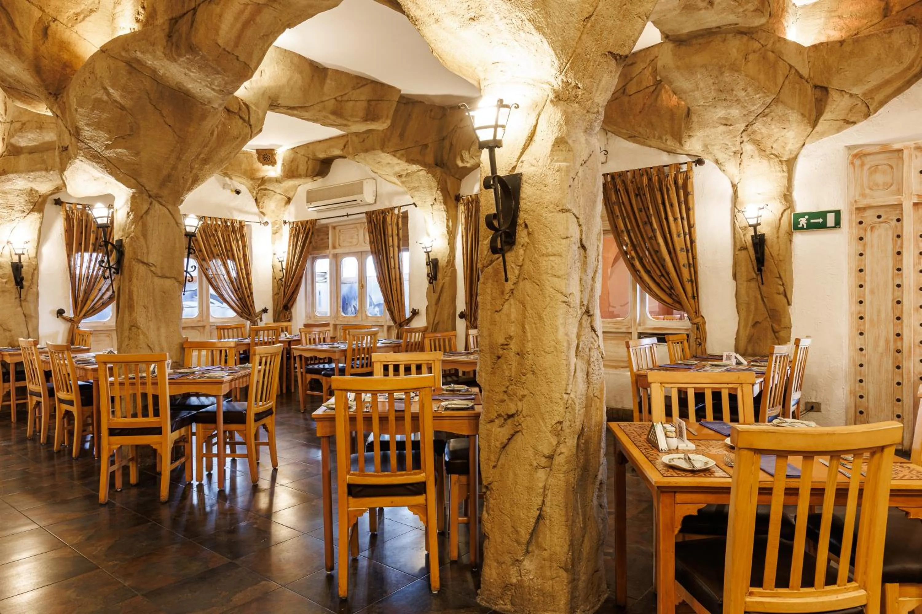 Restaurant/places to eat in Sunrise Royal Makadi Resort