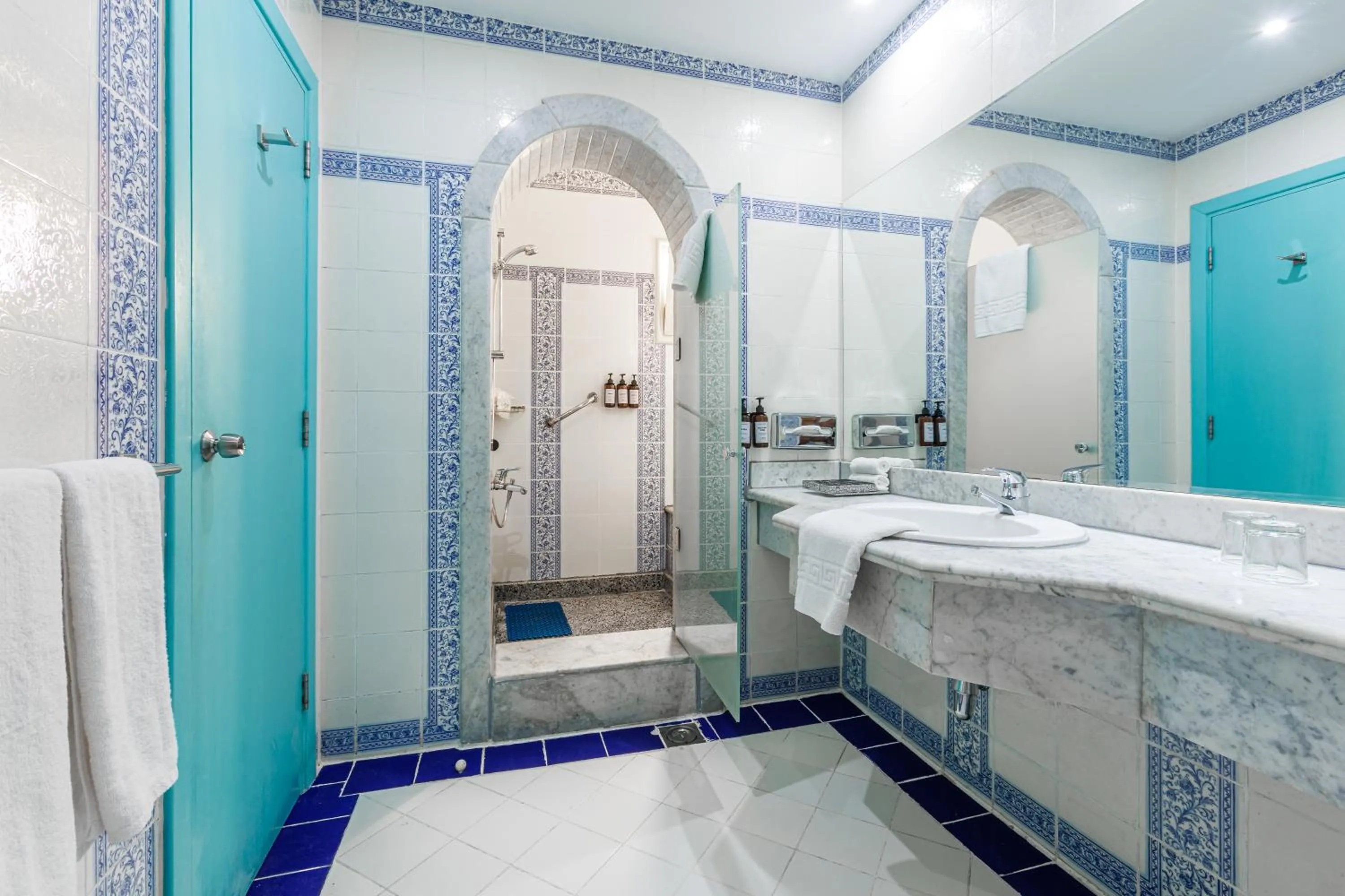 Bathroom in Sunrise Royal Makadi Resort