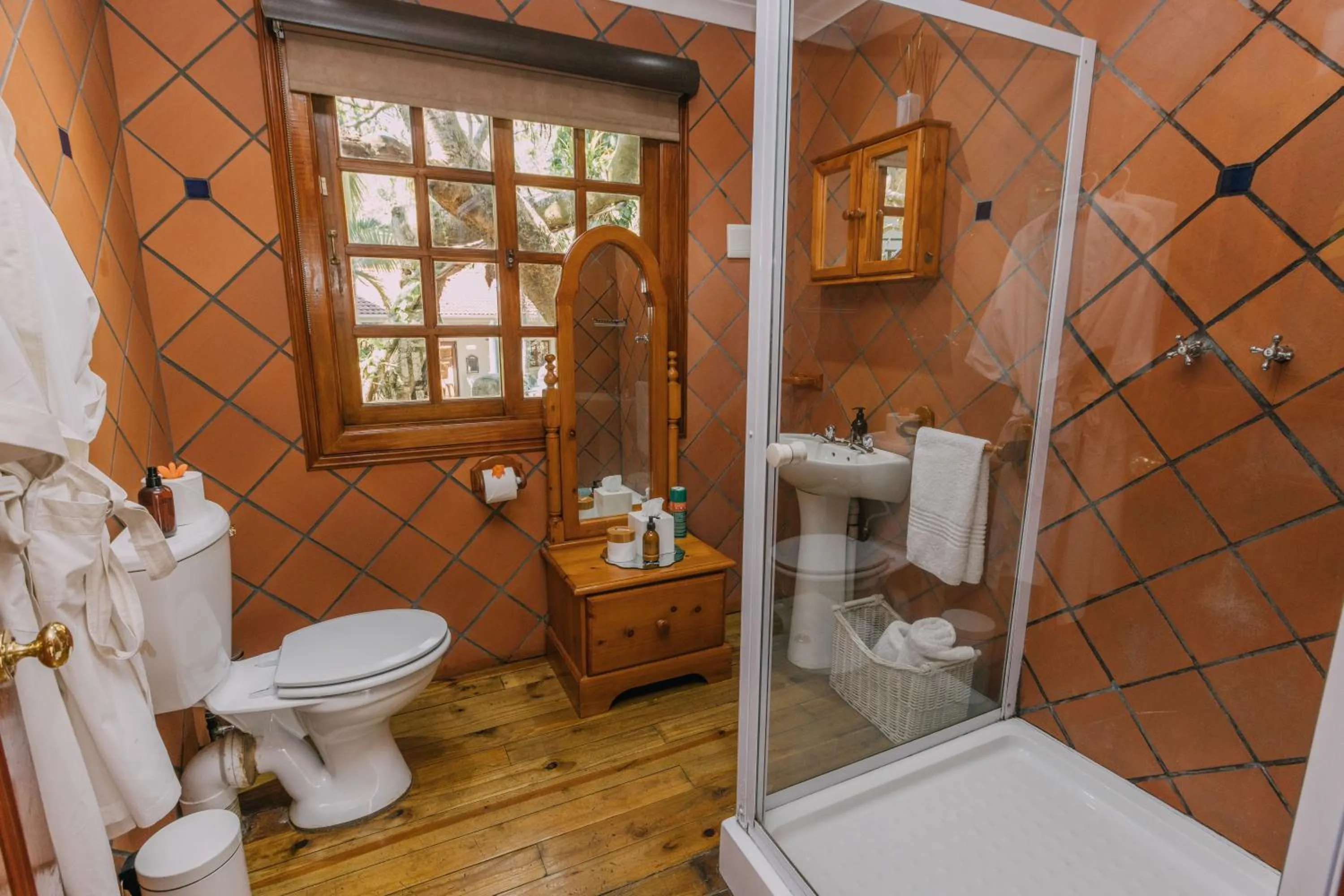 Bathroom in Beetleloop Guest House