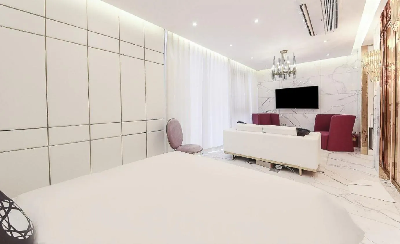 Bed in Cullinan Gaepo