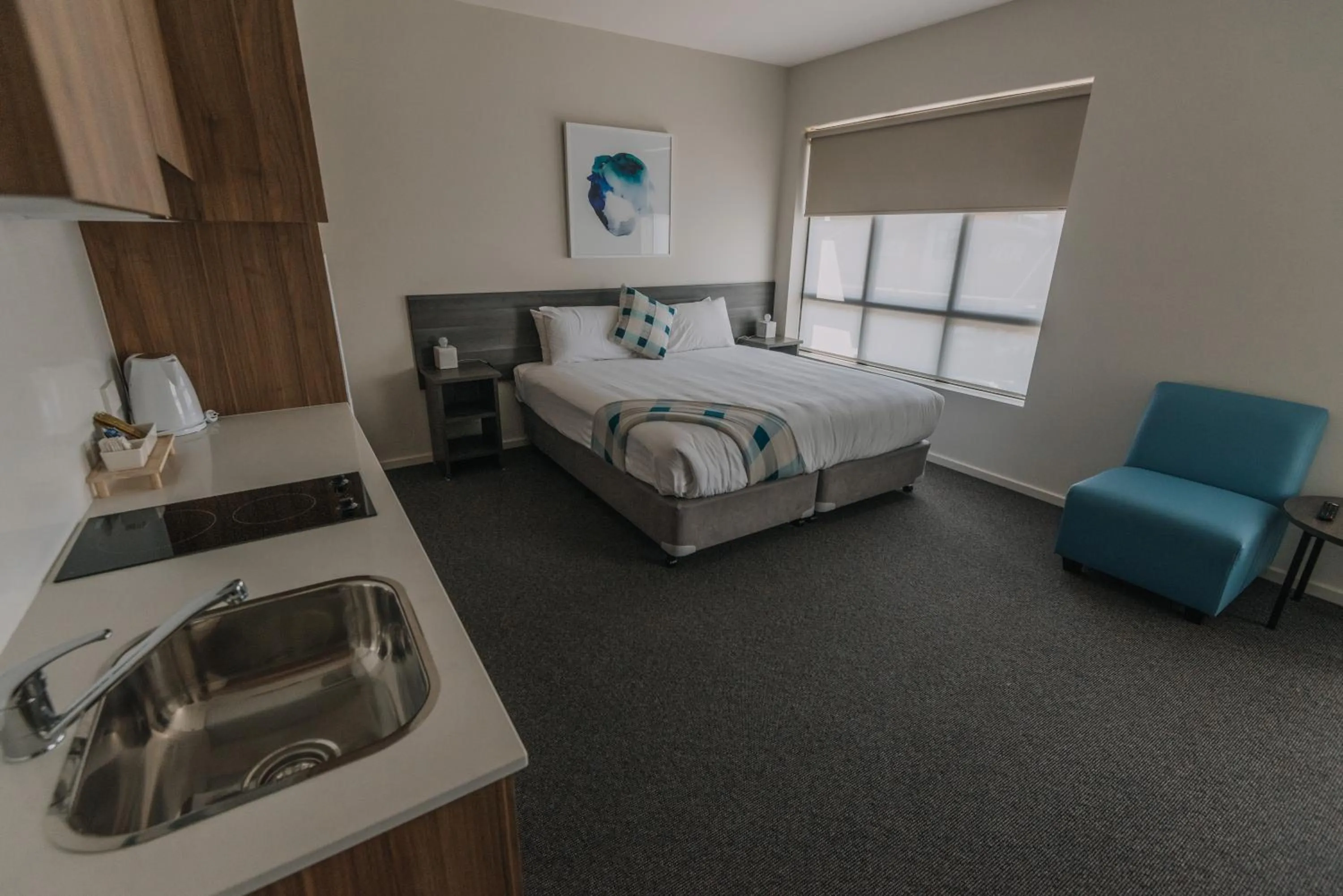 Photo of the whole room, Bed in Studios On Beaumont