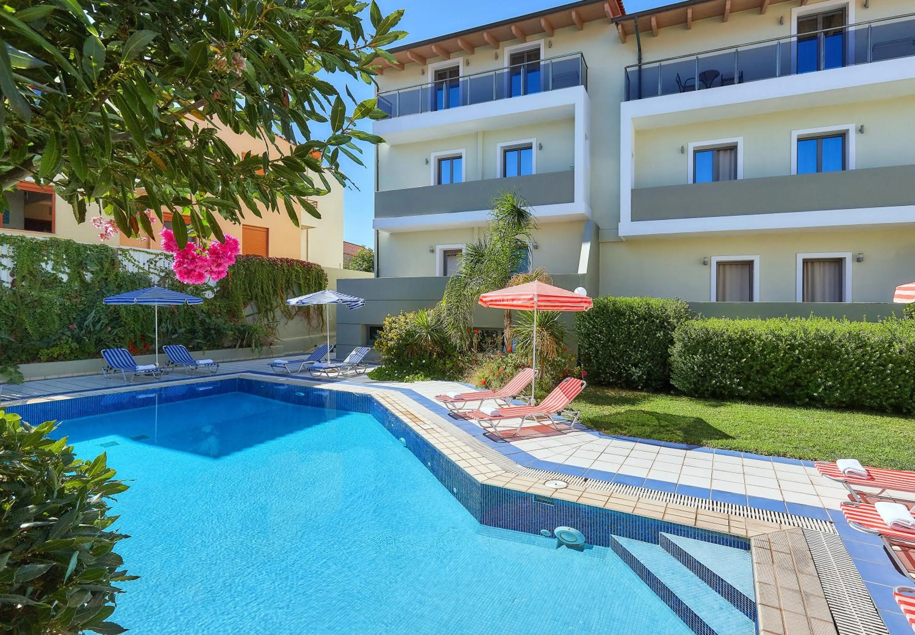 Swimming pool in Panormo Beach Hotel