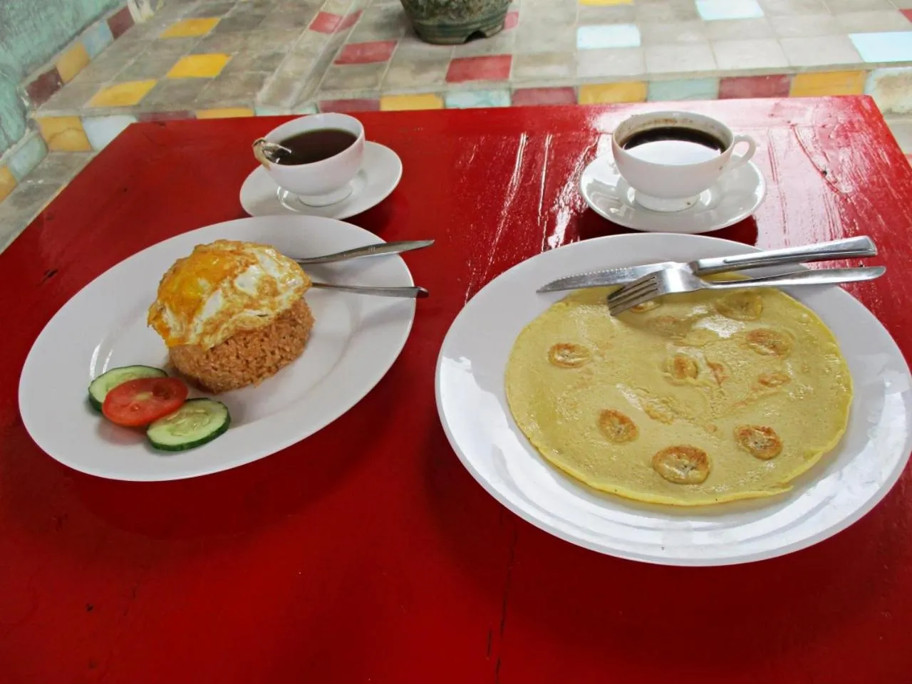 Restaurant/places to eat in La Boheme Bajo