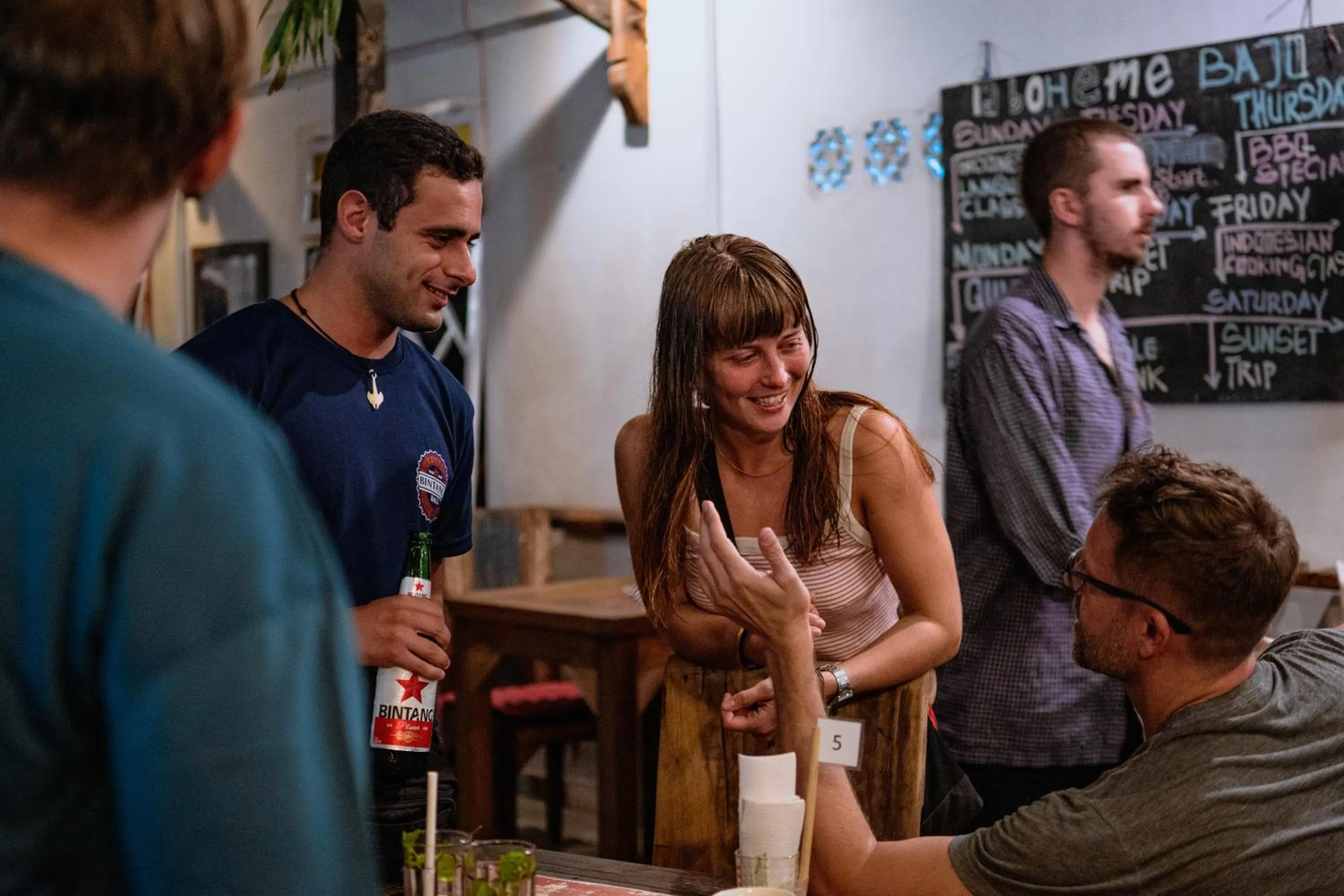 Restaurant/places to eat in La Boheme Bajo