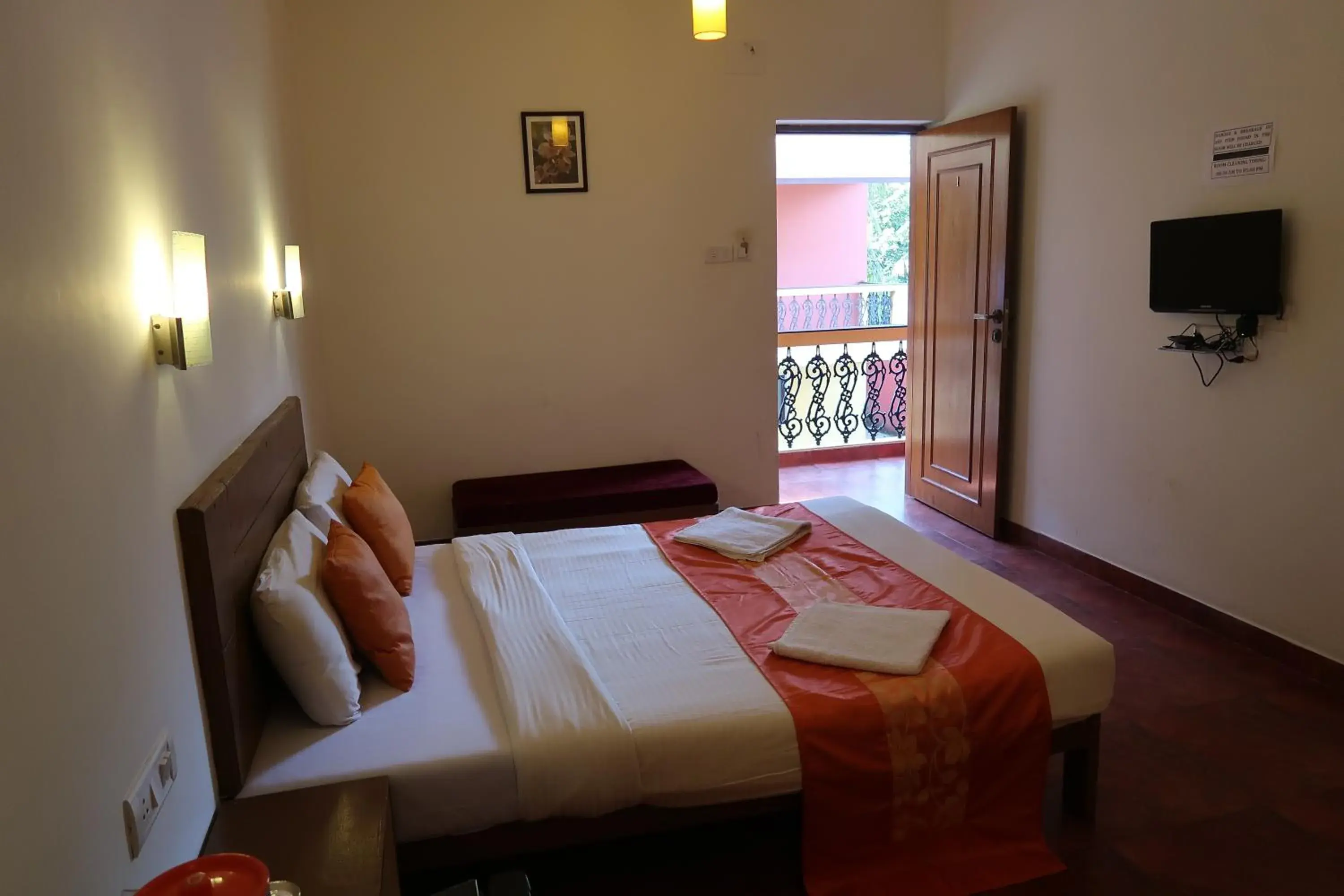 Standard Double or Twin Room in Hotel Celi Standard Double or Twin Room in Hotel Celi