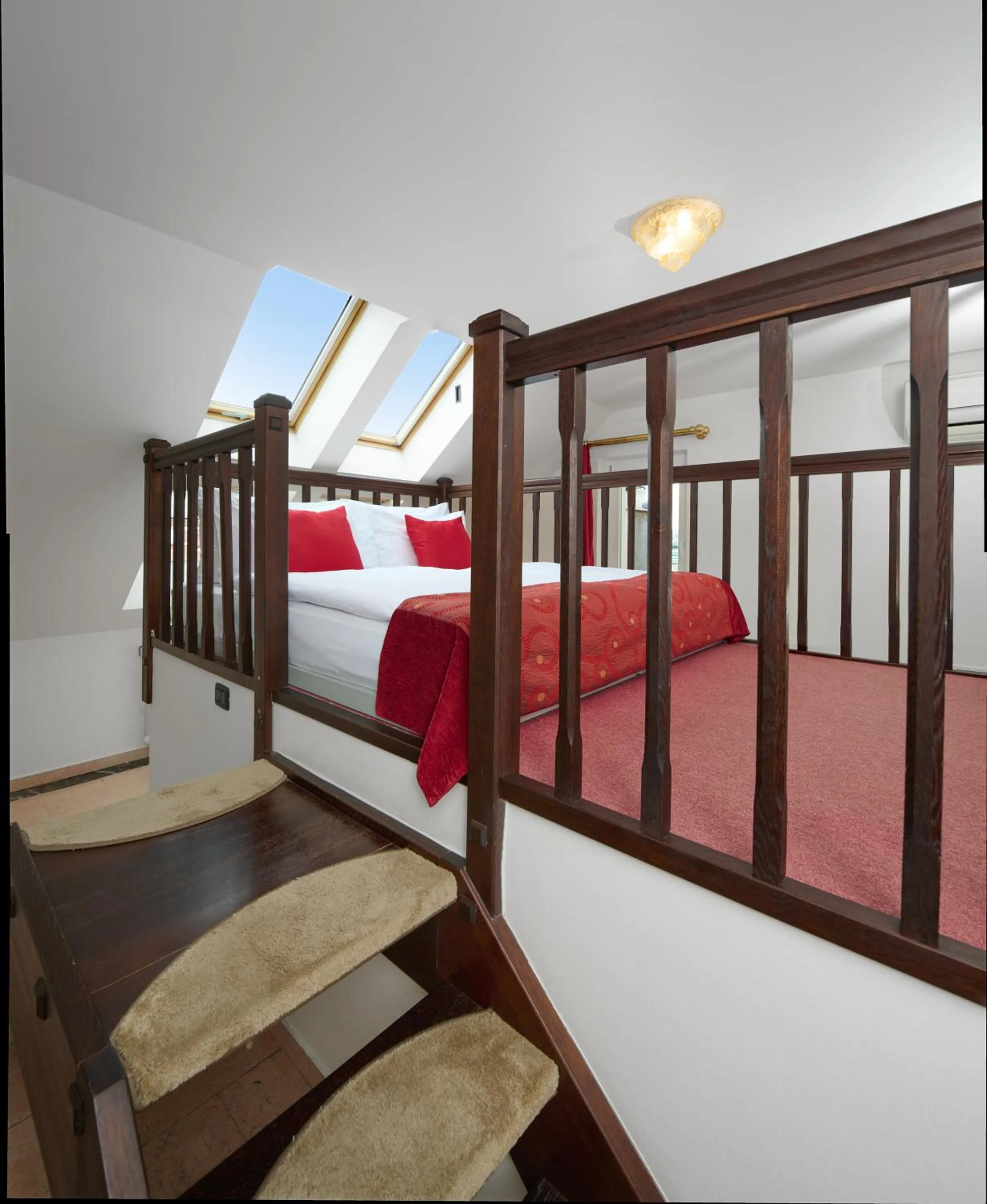 Bed in Hotel Leon D´Oro