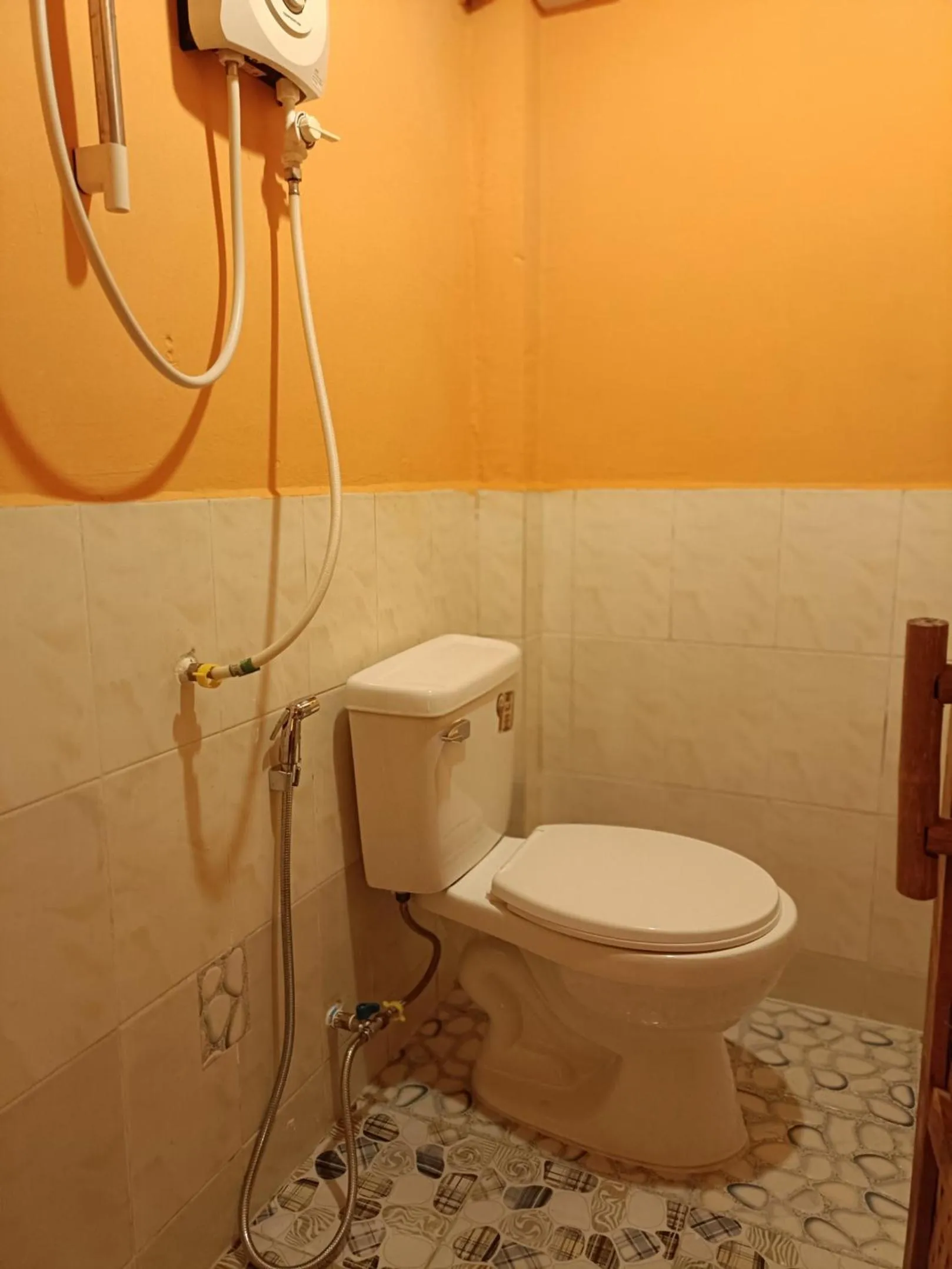 Shower in Siem Reap Homesteading